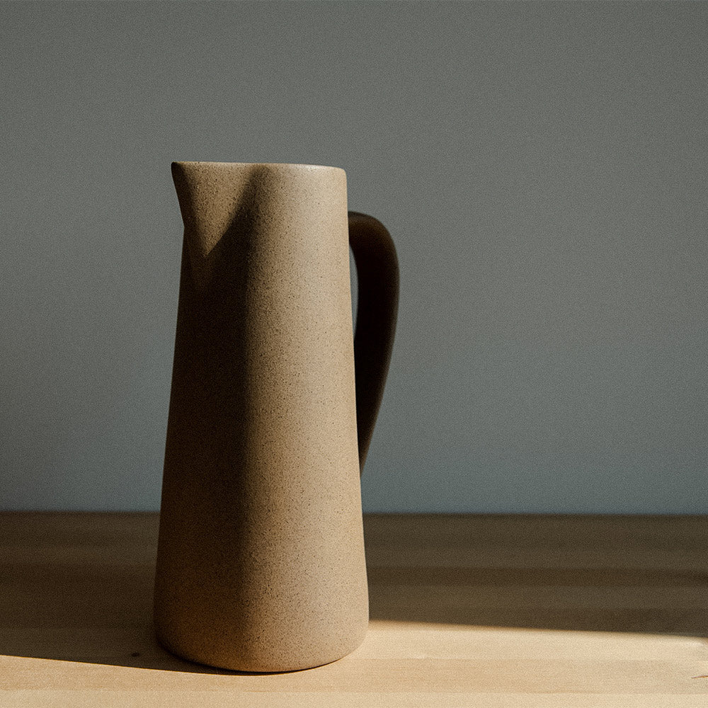 Premium Ceramic Terracotta Water Pitcher - 32oz Tall Clay Jug for Iced Tea, Lemonade & Cold Brew - Perfect for Summer Parties, Kitchen Decor & Rustic Tablescapes