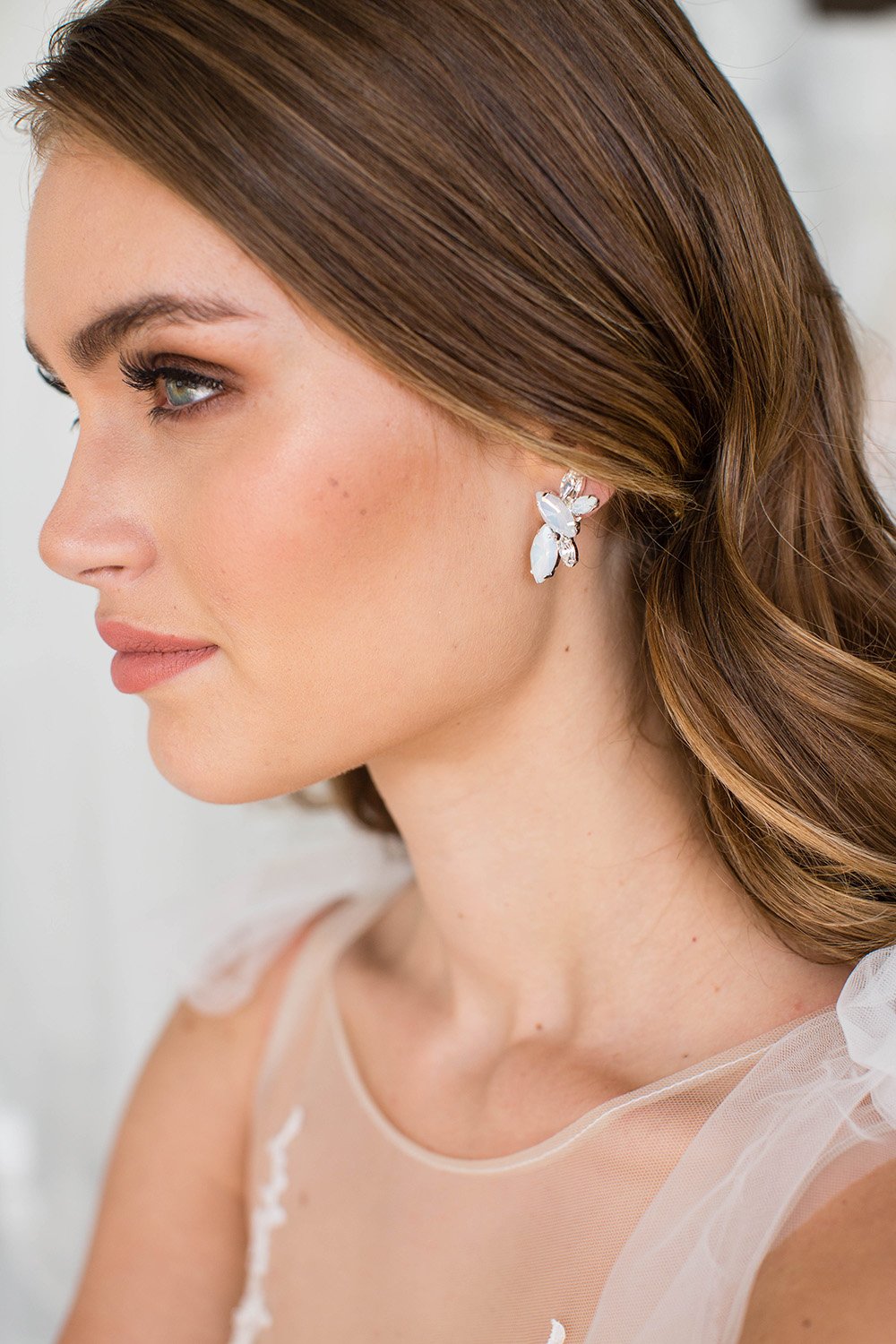 Odete Earrings for Women - Elegant Gold Hoop Earrings for Everyday Wear | Perfect for Parties, Weddings & Casual Outfits