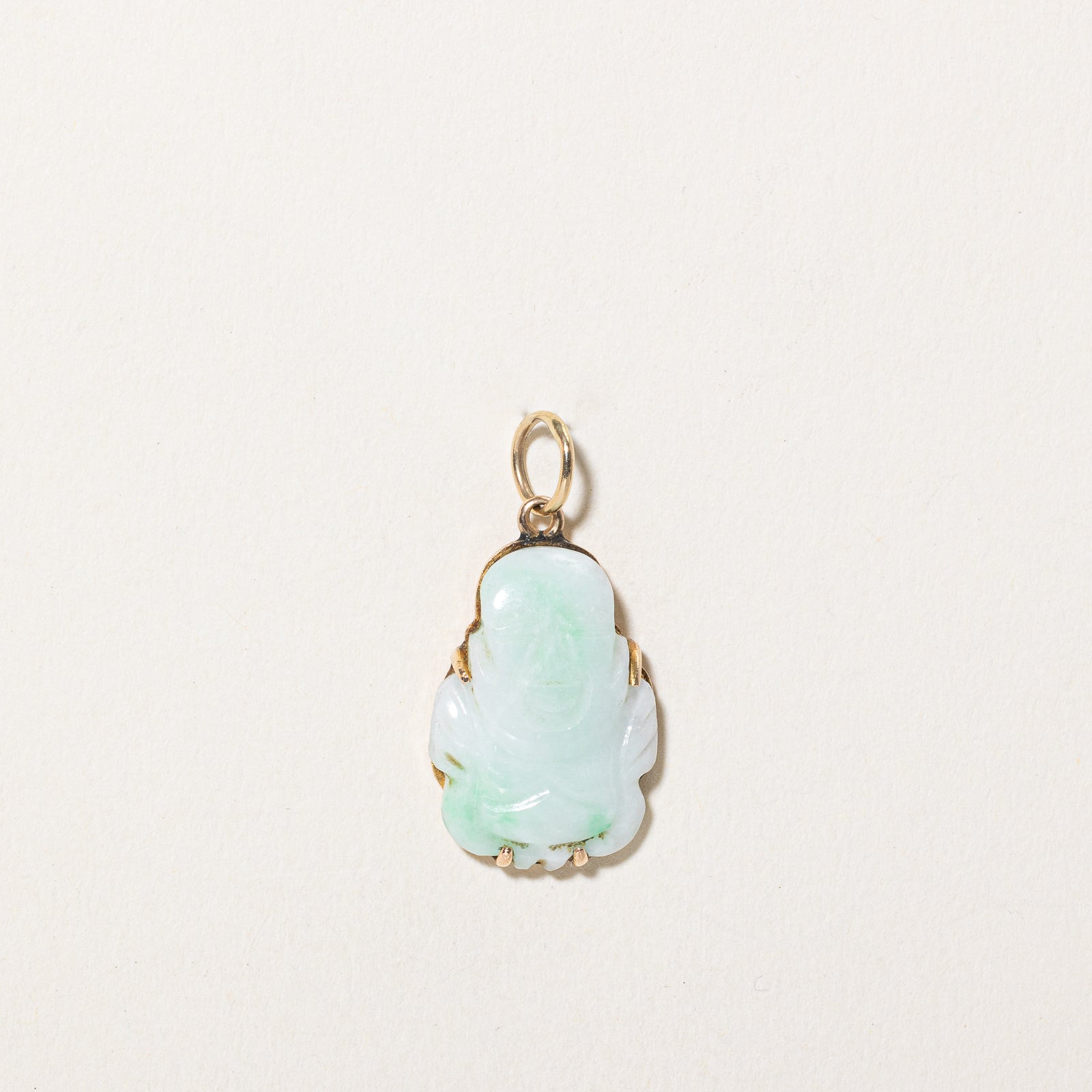 Exquisite 8.50ct Carved Jadeite Pendant Necklace - Natural Green Jade Jewelry for Women - Perfect for Elegant Occasions & Gift Giving
