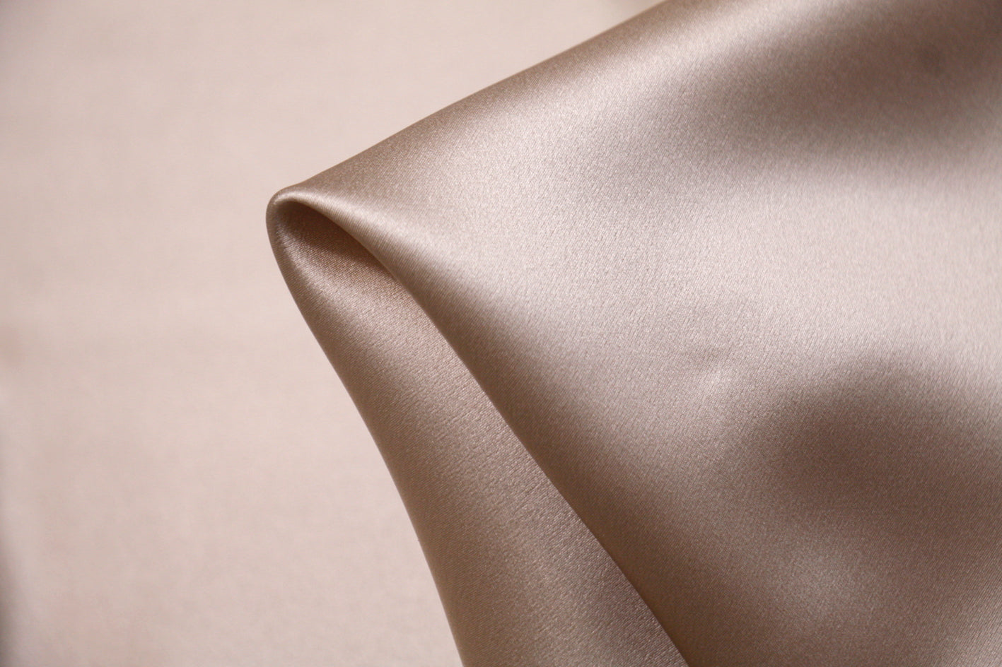 22mm Almond Silk Satin Hair Scarf - Soft & Luxurious Head Wrap for Women, Perfect for Sleep, Yoga, and Everyday Fashion Accessory
