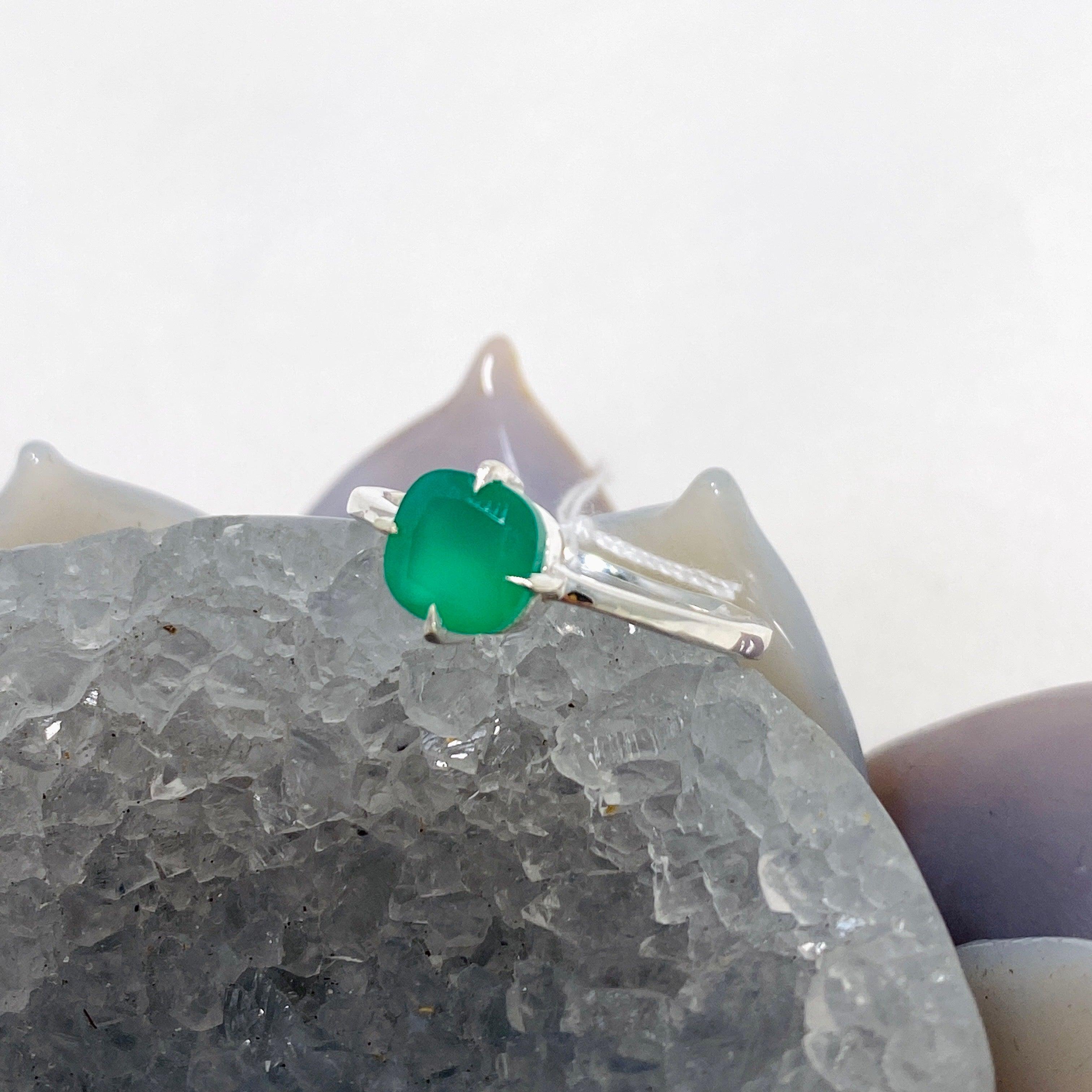 Green Chalcedony Faceted Square Solitaire Ring R4806 - Elegant Jewelry for Women, Perfect for Weddings, Anniversaries & Special Occasions