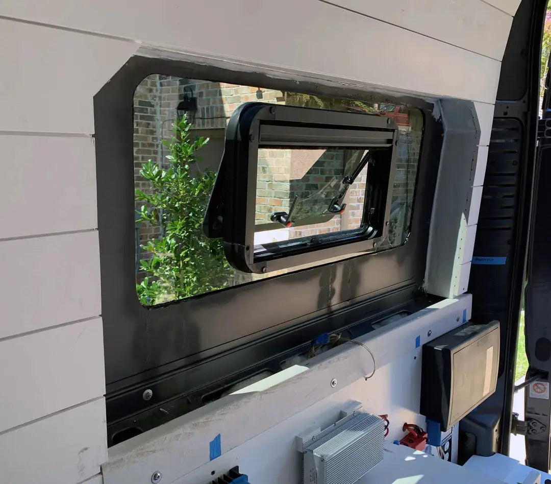 Universal Fit Van Awning Bunk Window 40