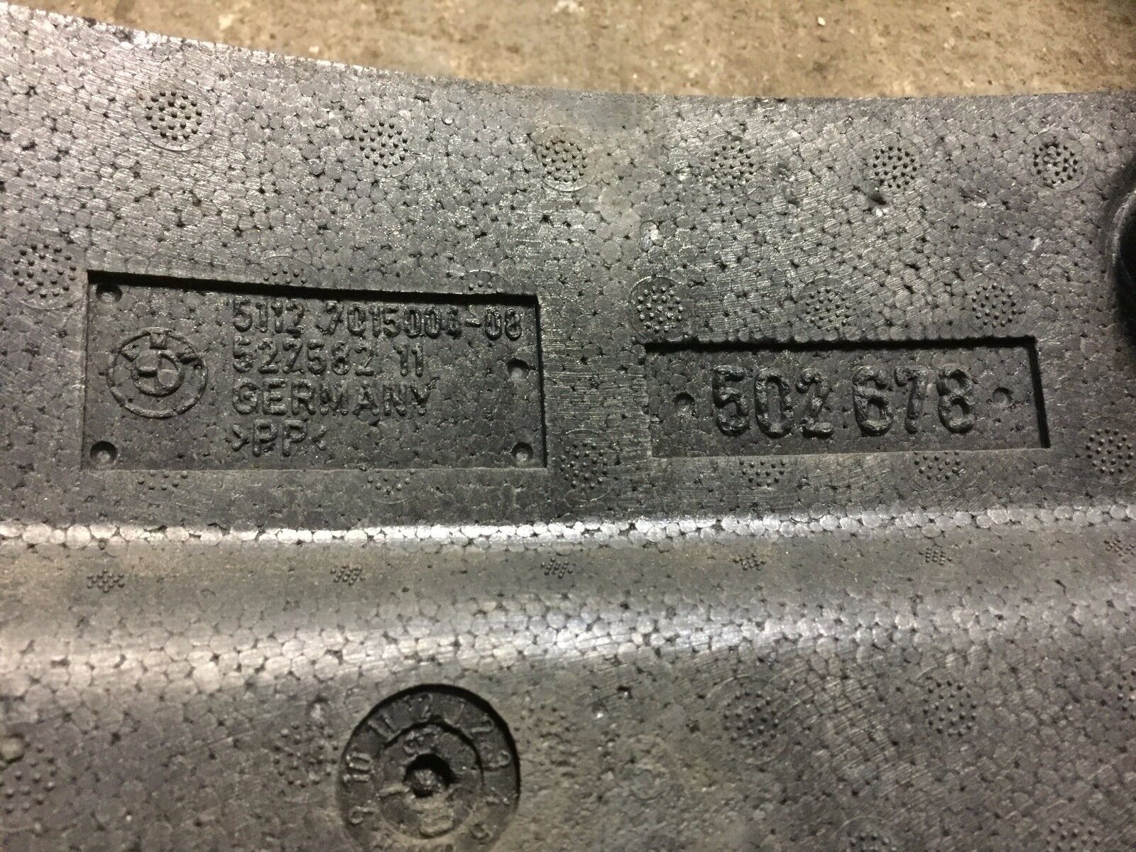 BMW E65 E66 Front Bumper Reinforcement Absorber Impact Foam OEM 6501696 - Compatible with 2002-2005 7 Series Sedan - Perfect for Collision Repair & Safety Enhancement