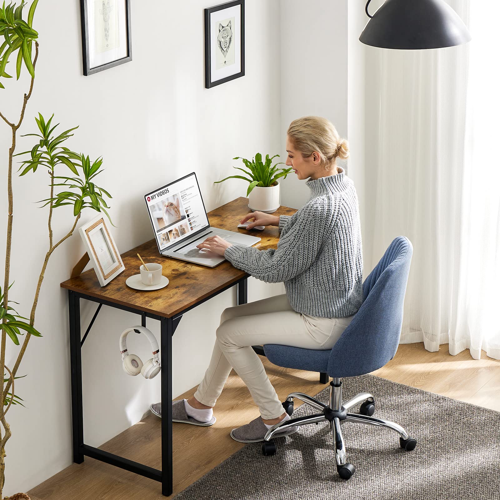 Compact 40 Inch Small Computer Desk for Home Office - Modern Simple Writing Desk with Storage Bag & Headphone Hook, Wooden Tabletop & Metal Frame - Perfect for Small Spaces, Bedroom Study, Remote Work & Online Classes