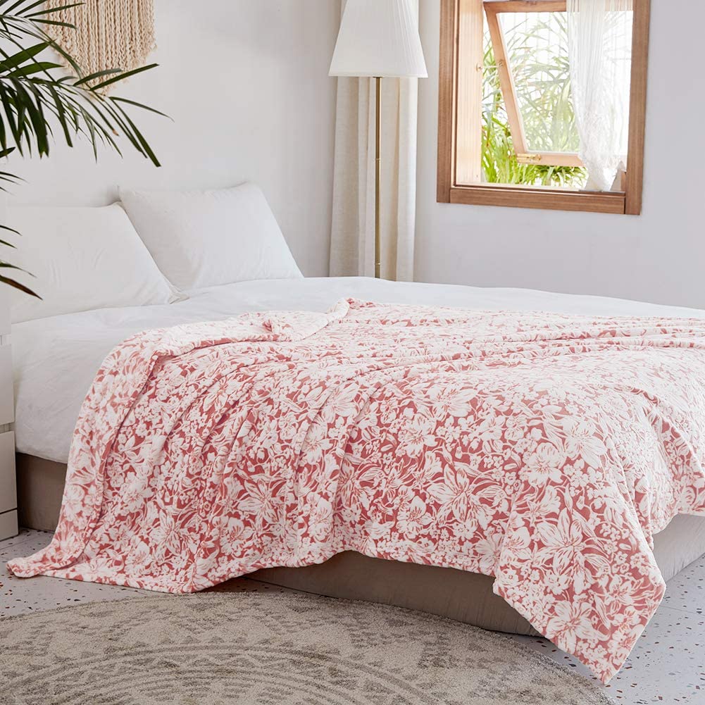 FY FIBER HOUSE Flannel Fleece Throw Blanket - Ultra Soft Lightweight Microfiber Blanket with Floral Print, 90