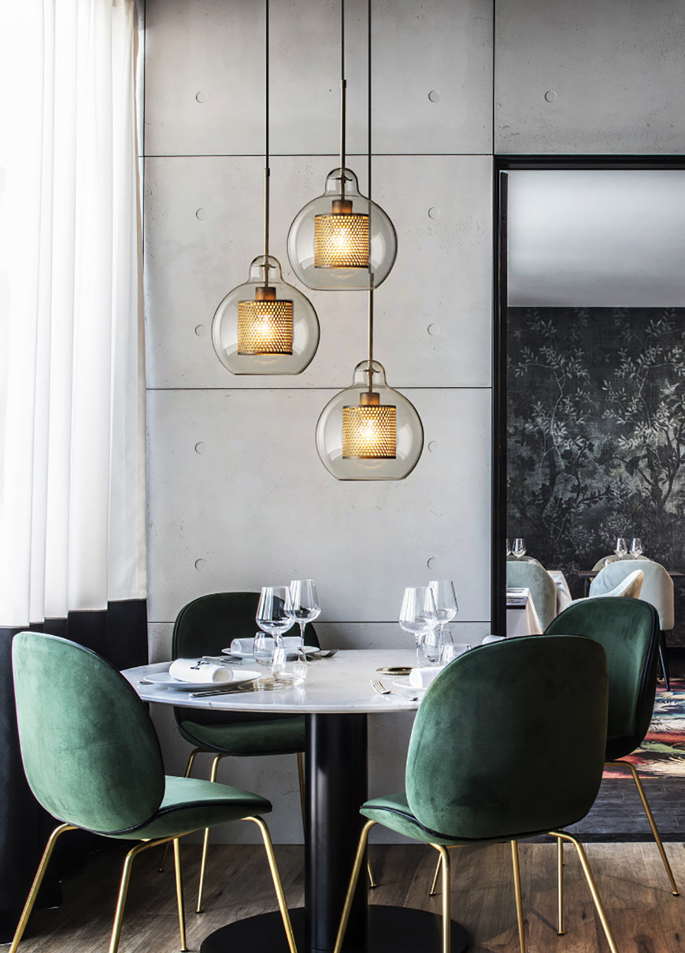 Chiswick Glass Pendant Light - Modern Hanging Ceiling Lamp for Kitchen Island, Dining Room & Bedroom Lighting