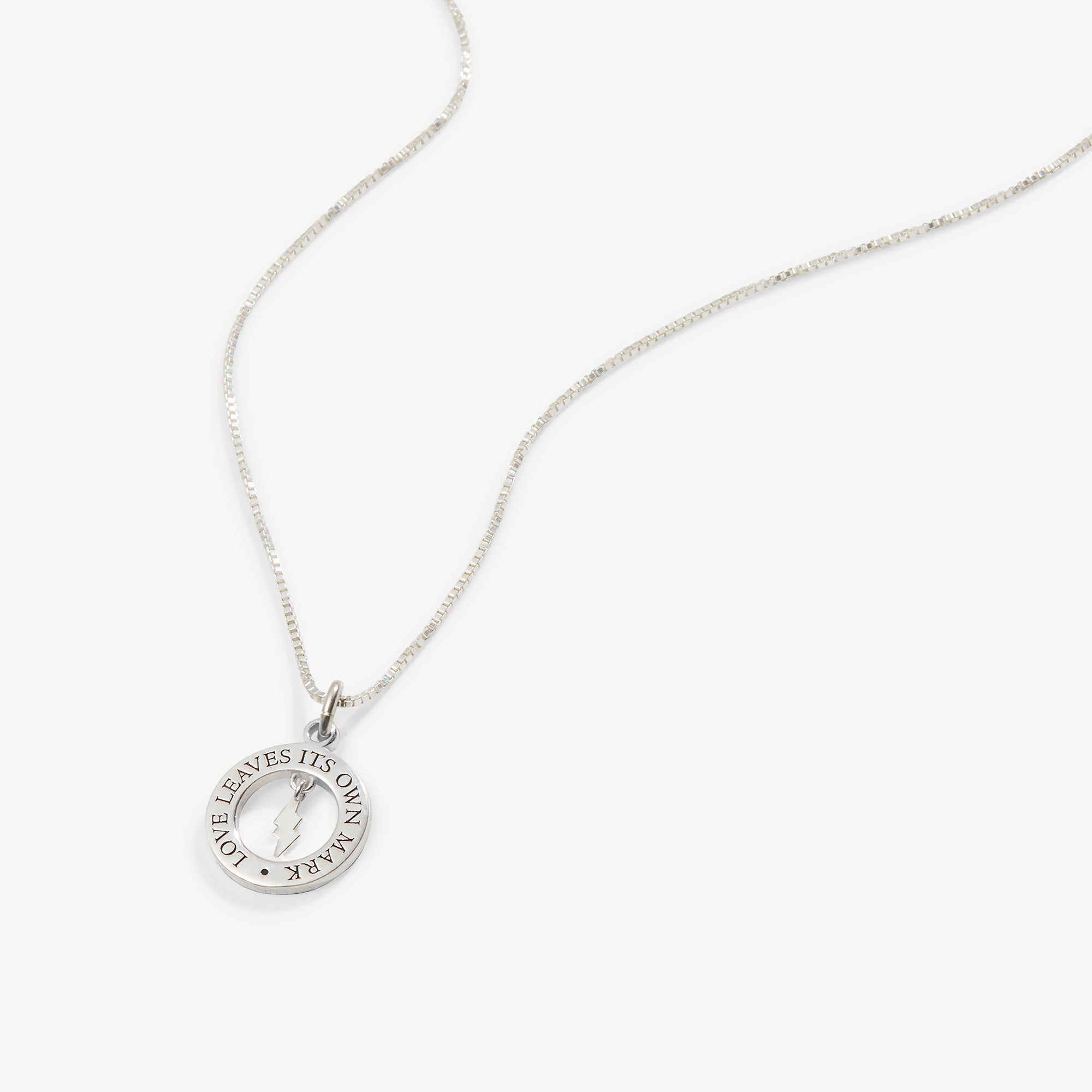 Harry Potter™ 'Love Leaves Its Own Mark' Adjustable Necklace - Perfect for Cosplay, Gift Giving & Wizarding World Fans