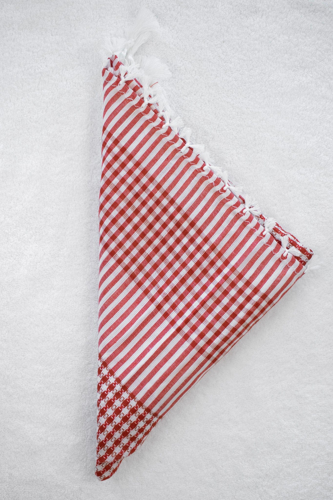 Premium Gutra Scarf - Traditional Shamag Rumal in Color 2 - Perfect for Outdoor Activities, Cultural Events & Daily Wear