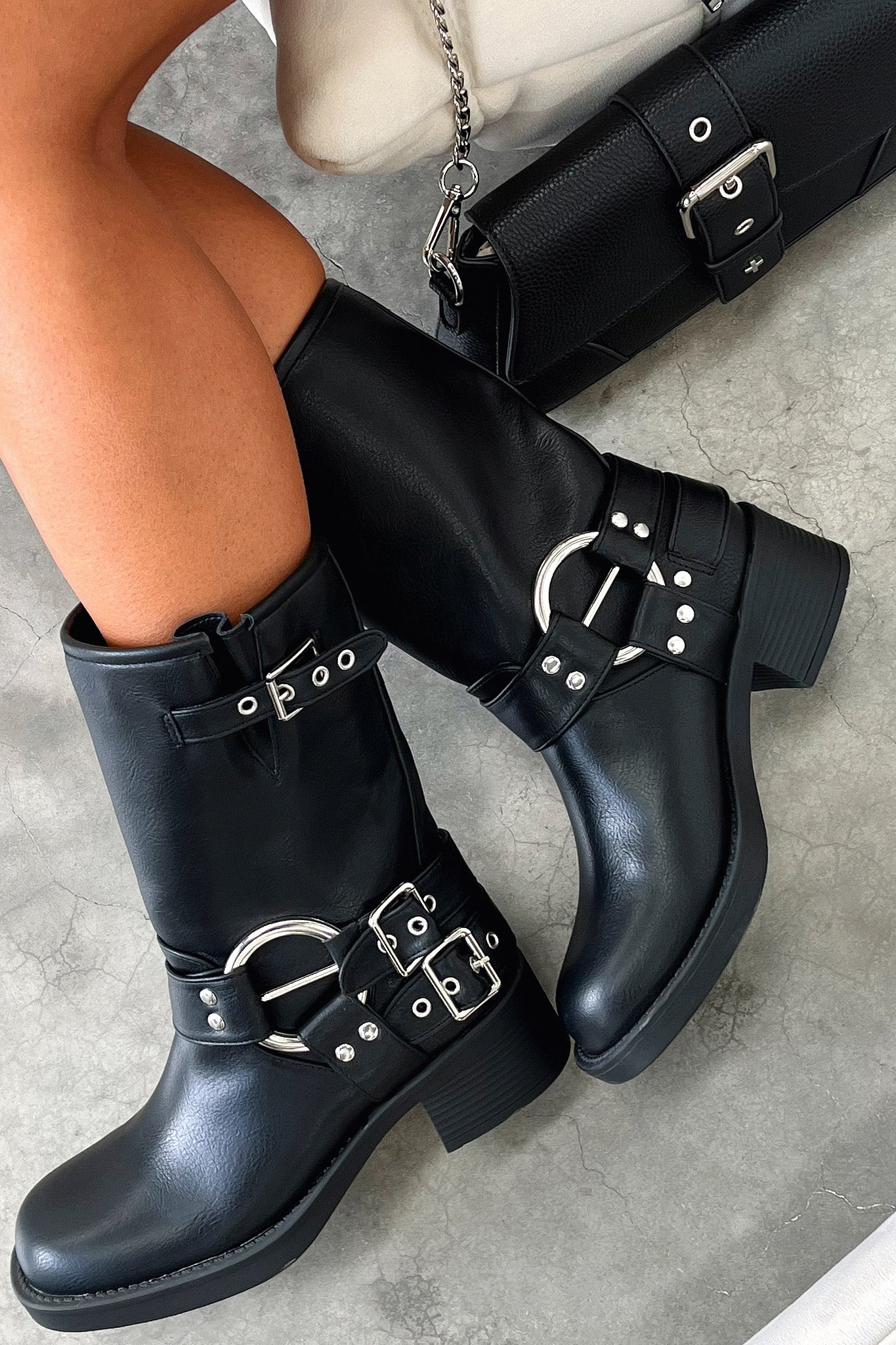Antonio Black Leather Boots for Men & Women | Stylish & Comfortable Footwear for Casual, Office & Outdoor Wear
