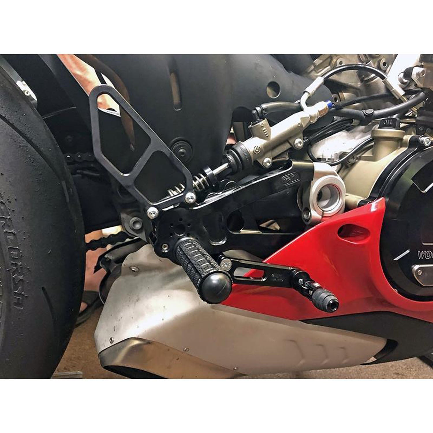 Ducati Panigale V4 2021 Rearset Kit - CNC Adjustable Footpegs & Gear Shifter for Racing & Track Use