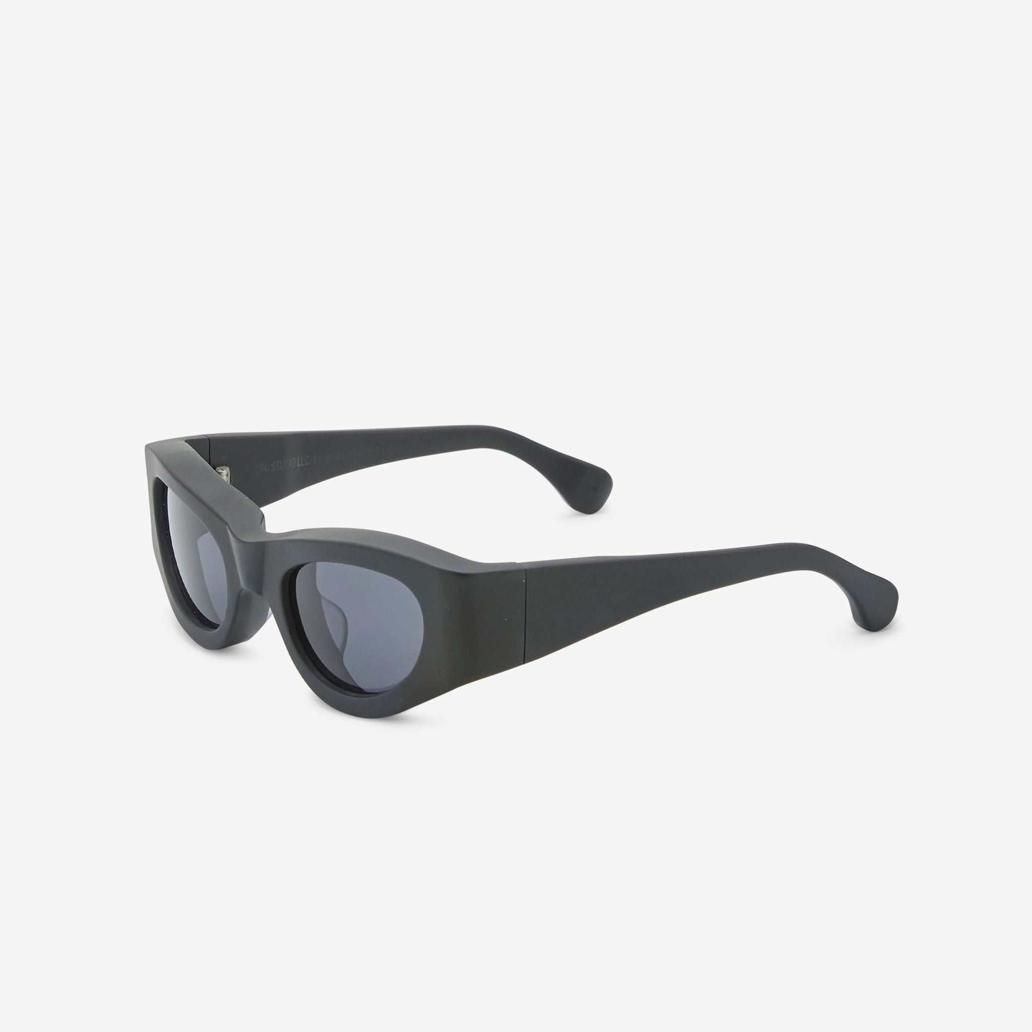 Stylish Black Aviator Sunglasses for Men & Women - UV Protection, Polarized Lenses - Perfect for Driving, Beach & Outdoor Activities