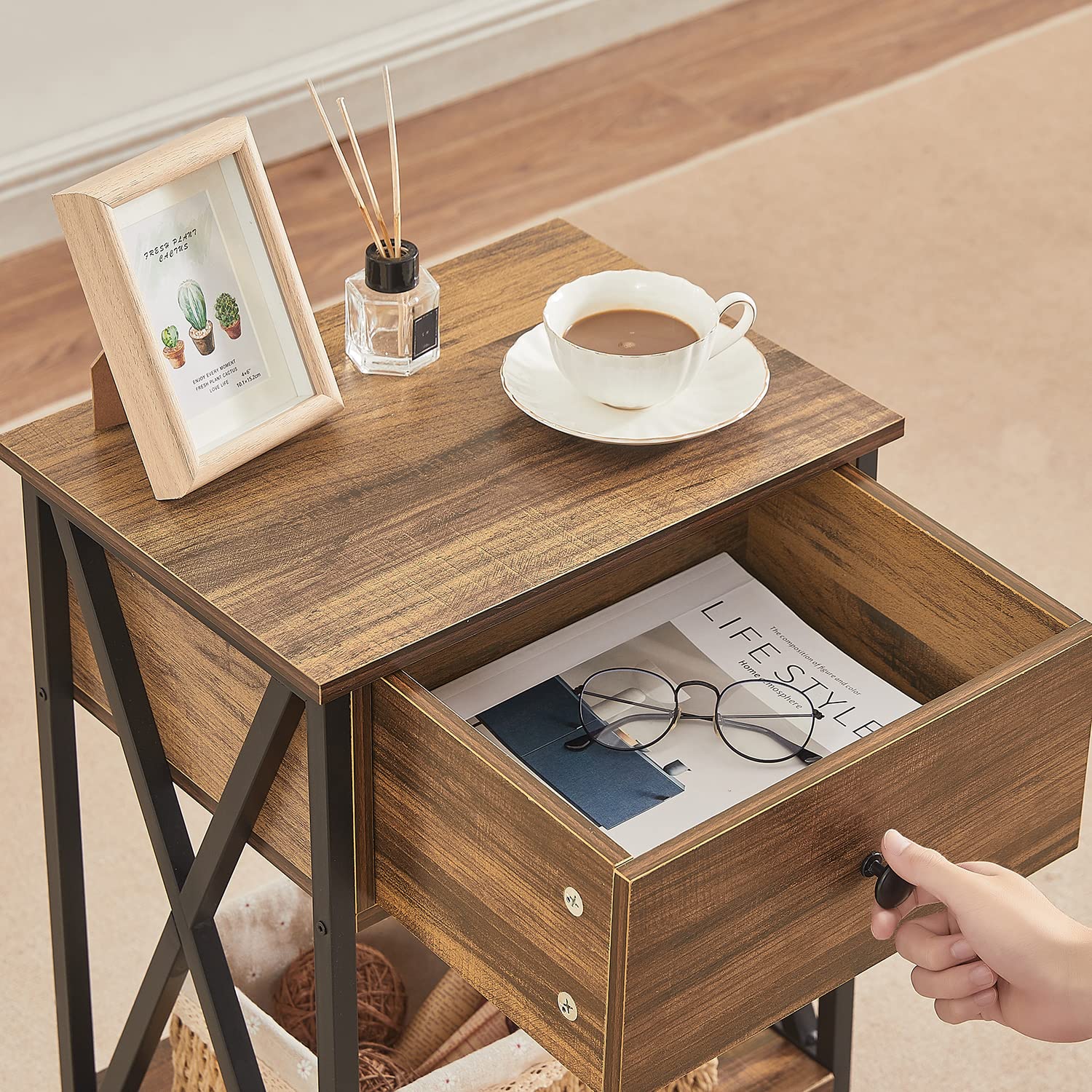 VECELO 2-Piece Nightstand Set - Modern Industrial Side Tables with Drawer & Storage Shelf for Bedroom & Living Room - Wood & Metal End Tables in Brown - Perfect for Small Spaces, Apartment Furniture & Home Decor