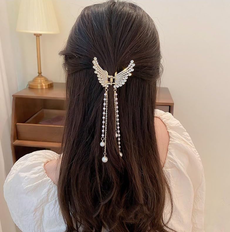 Sparkling Rhinestone Pearl Hair Claw Clips for Women - Crystal Metal Butterfly Tassel Hair Clamps (1 Piece) - Elegant Hair Styling Accessories for Parties, Weddings & Everyday Wear