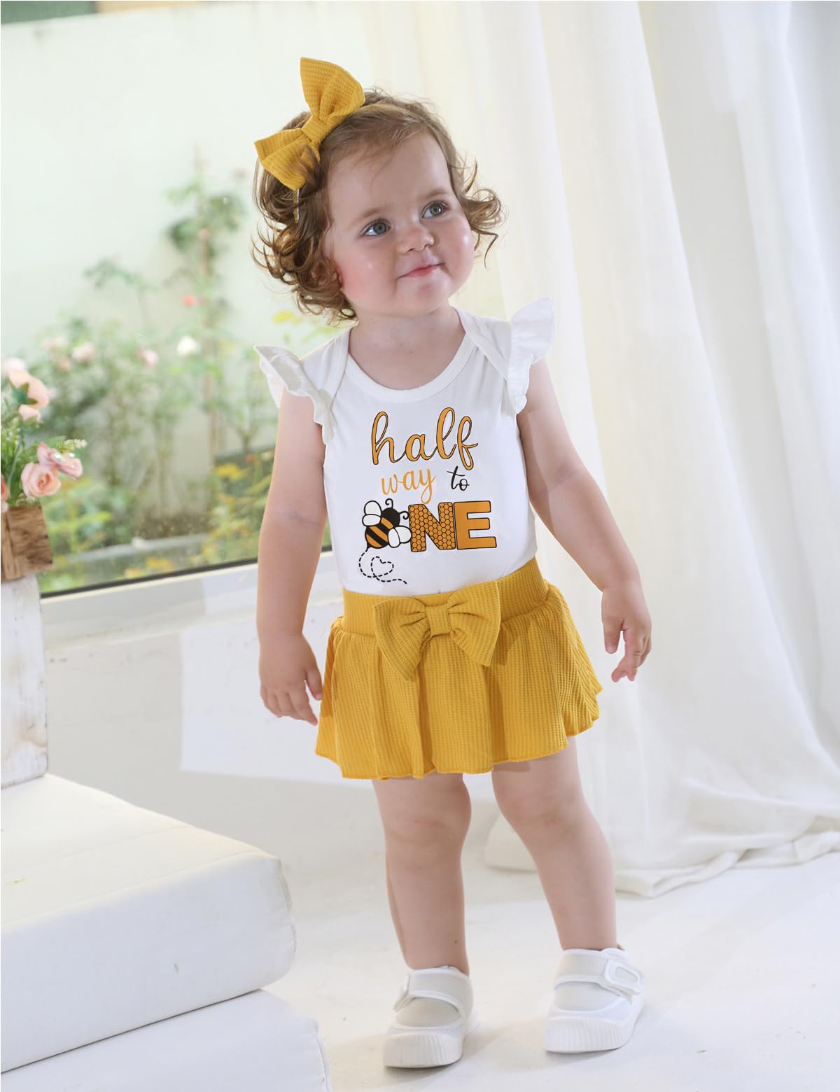 Adorable Baby Girl 1/2 Birthday Outfit - Cute Bee-Themed Skirt Set for Halfway to One Celebration | Perfect for Photoshoots, Birthday Parties & Special Occasions