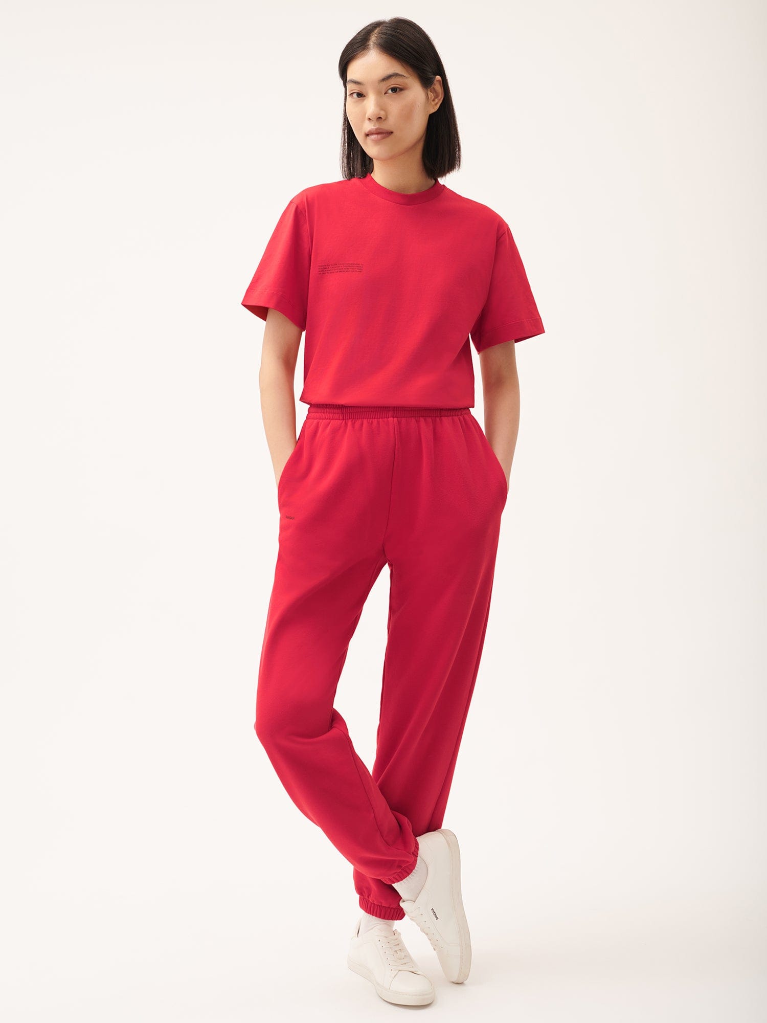 Women's 365 Midweight Cotton T-Shirt - Goji Berry Red | Comfortable Casual Wear for Everyday, Workout & Lounge