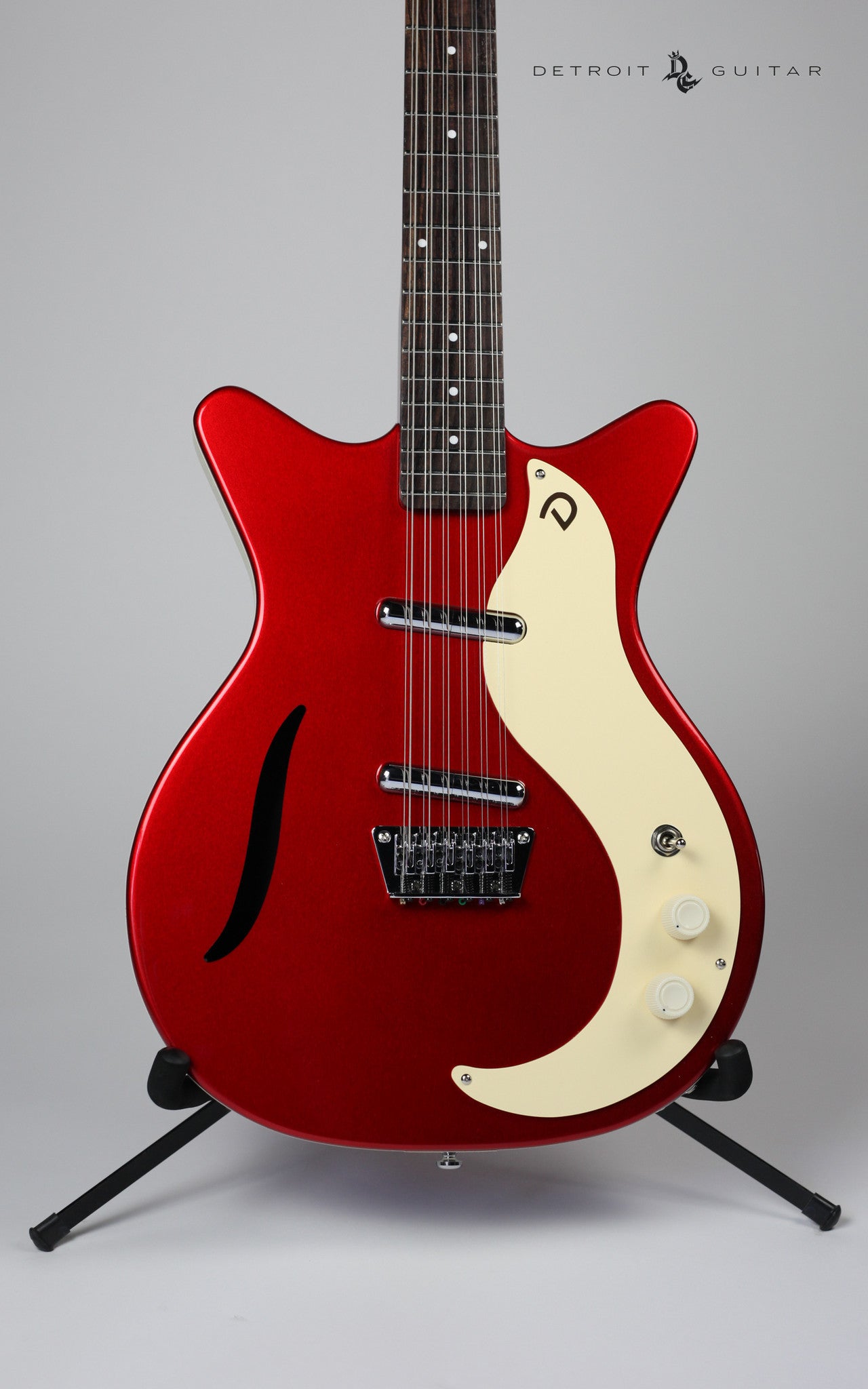 Vintage Danelectro '59 12-String Electric Guitar in Red Metallic Finish - Perfect for Rock, Blues & Retro Music Performances