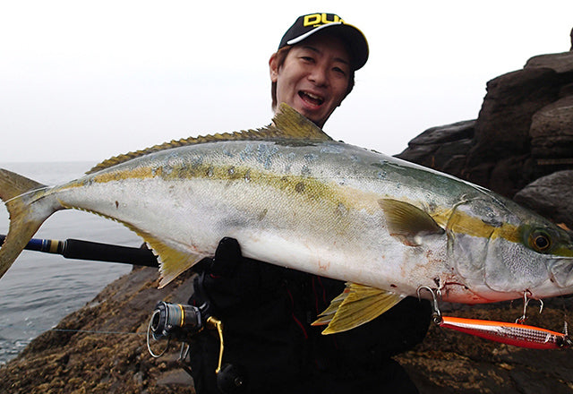 Yo-Zuri Hydro Monster Shot Casting Lures - Topwater Fishing Lures for Bass, Pike & Musky - Ideal for Freshwater & Saltwater Fishing Adventures