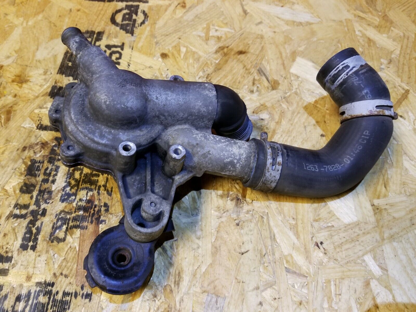 2002-2007 Ford Escape 3.0L Water Pump Replacement - OEM Quality Part - Perfect for Engine Cooling System Repair & Maintenance