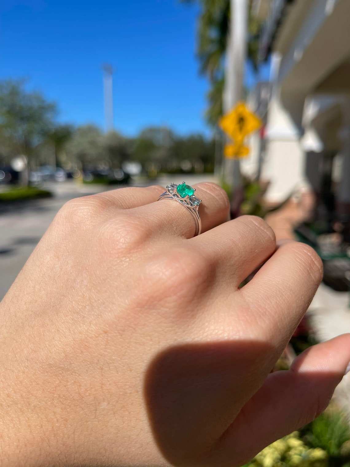 1.14tcw Classic Round Emerald & Diamond 3 Stone Engagement Ring in 14K Gold - Perfect for Proposals, Anniversaries & Bridal Jewelry