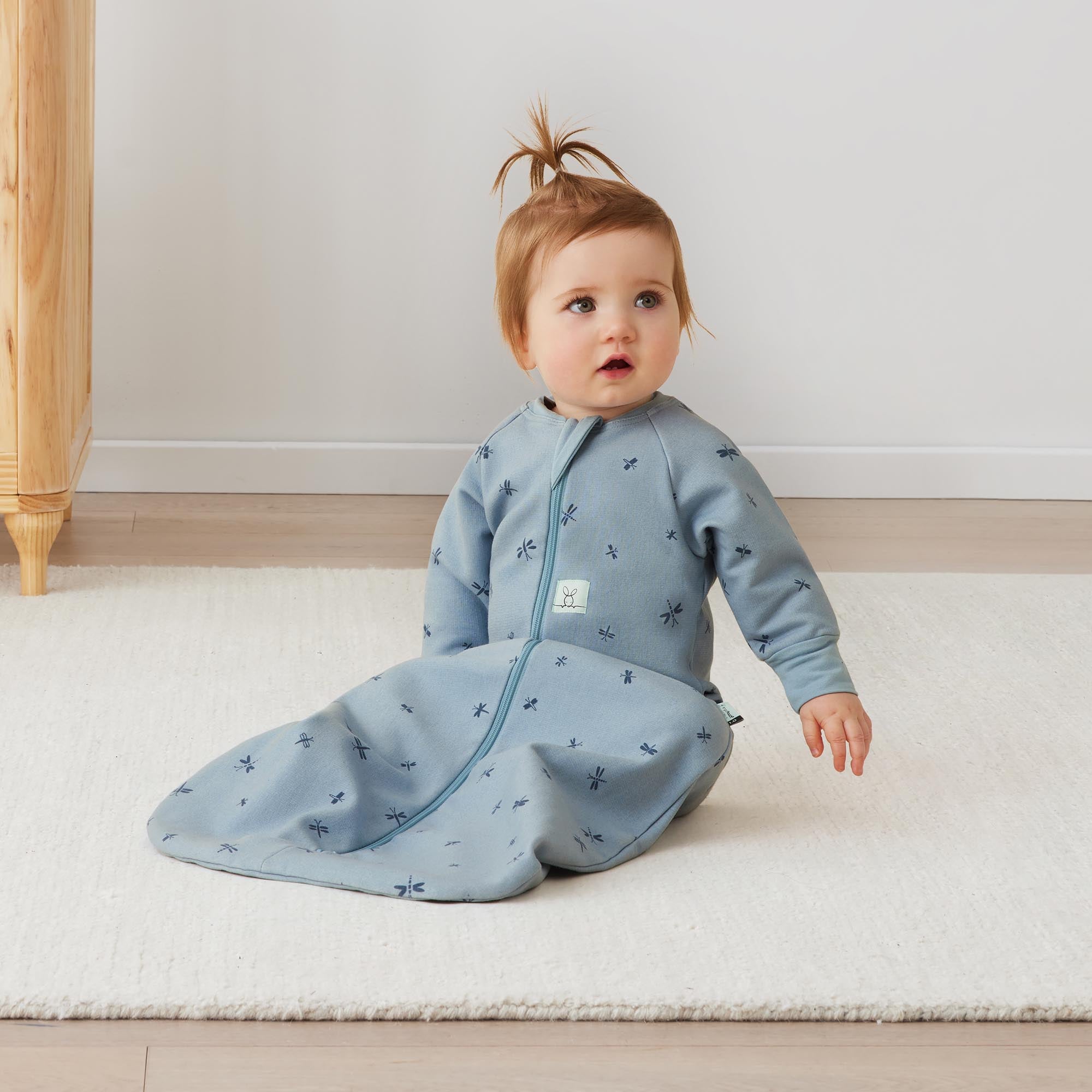ergoPouch Baby Sleeping Bag with Long Sleeves - TOG 1.0 for Newborns & Infants - Dragonfly Print Design - Perfect for Nursery, Daycare & Overnight Sleep
