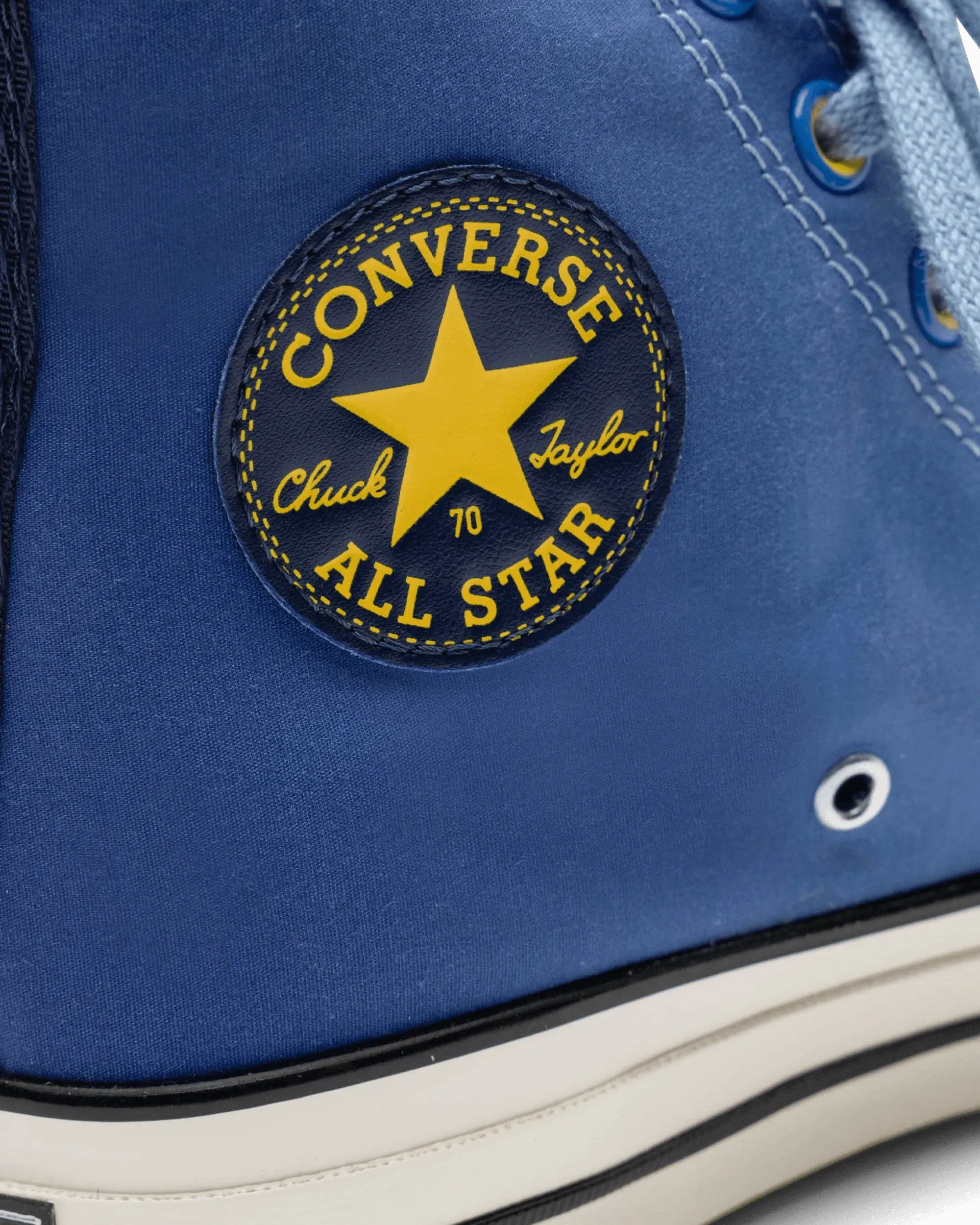 Chuck 70 Heart Of The City Hi Sneakers - Classic High Top Canvas Shoes for Men & Women | Streetwear Fashion, Casual Wear & Urban Lifestyle