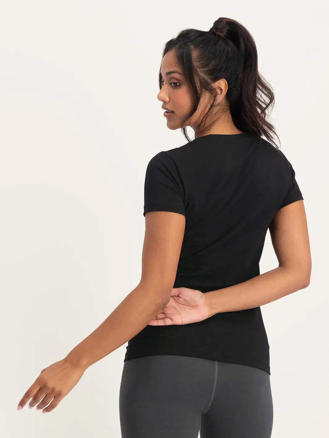Urban Goddess Hamsa Core Yoga Tee - Onyx Black - Comfortable Women's Yoga Shirt for Yoga, Meditation & Workout