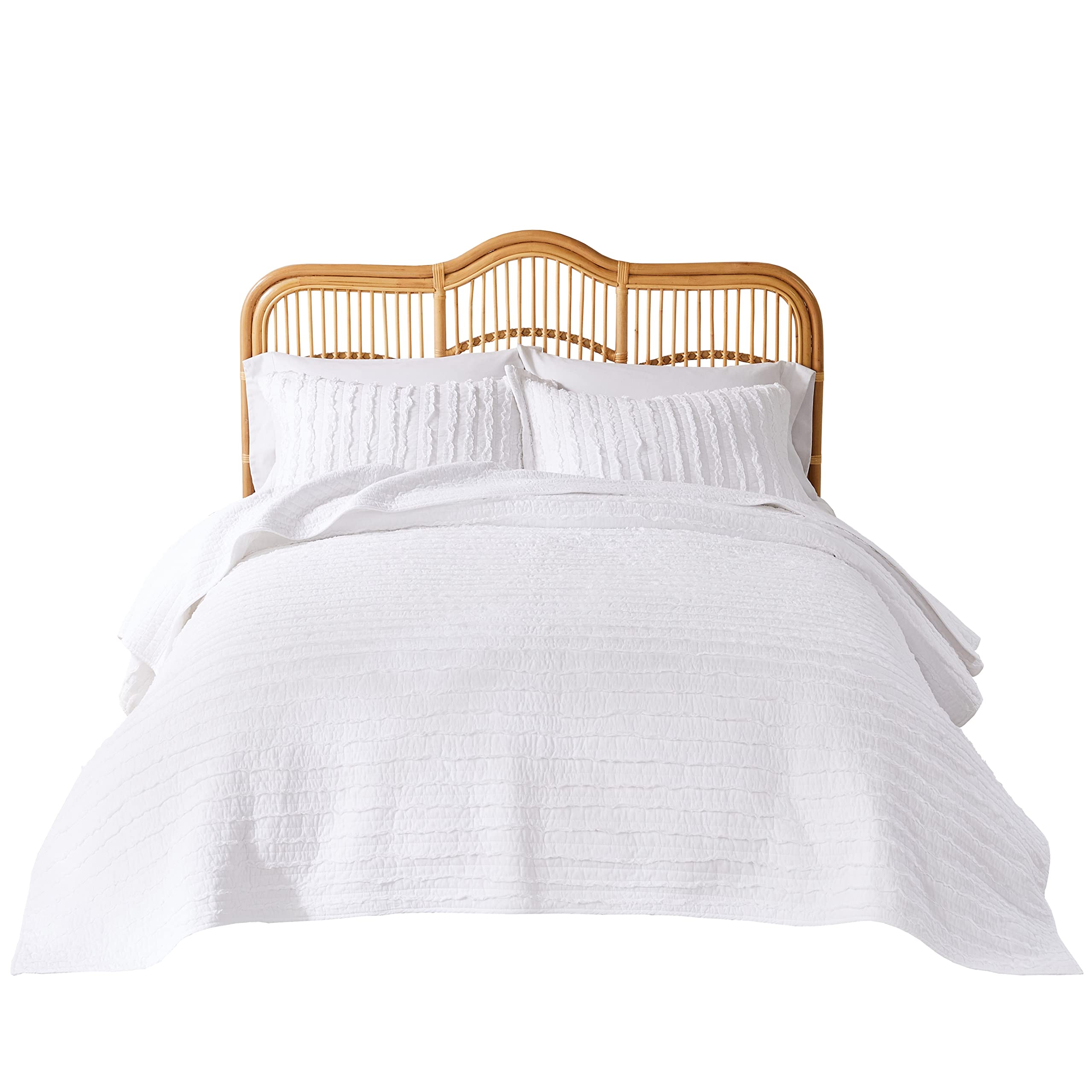 Greenland Home GL-1109BK King Size Ruffled Quilt Set - Soft White Bedding for Master Bedroom, Guest Room & Hotel Decor - Elegant Bedspread with Delicate Frill Details