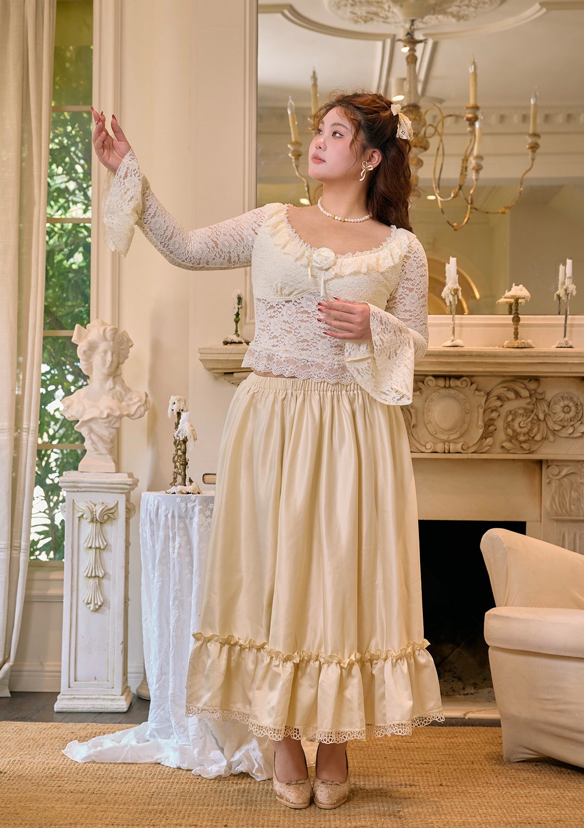 Elegant Curve & Plus Size White Moon Dance Top for Women - Perfect for Ballet, Yoga, and Performance Costumes