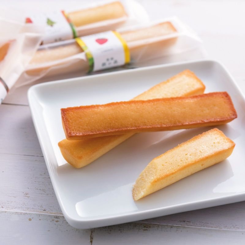 Ginnomori Natural Fruit Stick Cake - 4 Flavor Variety Pack (8 Pieces) | Delicious Snack for Parties, Gifts & On-the-Go Treats