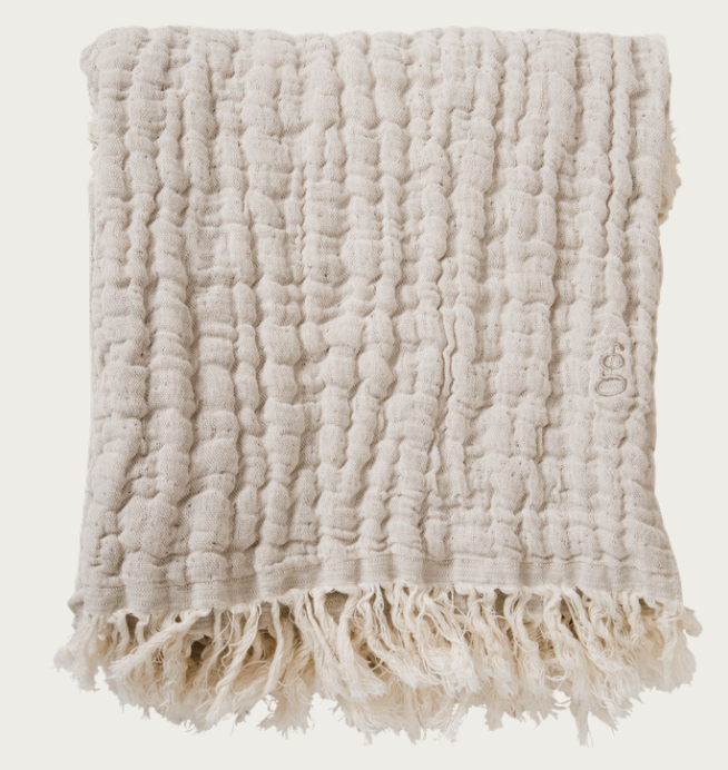 GARBO & FRIENDS MELLOW BLANKET - Ultra Soft & Cozy Throw Blanket for Adults & Kids - Perfect for Couch, Bed, Sofa & Travel - One Size Fits All