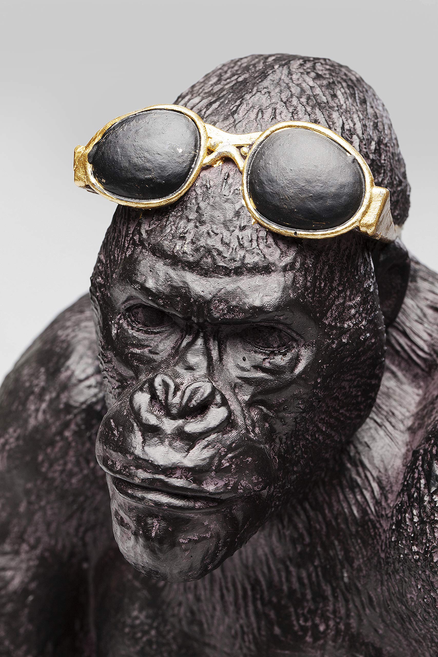 Kare Deco Gorilla at The Beach 20cm Resin Figurine - Perfect for Home Decor, Office Desk, and Beach-Themed Party Decorations