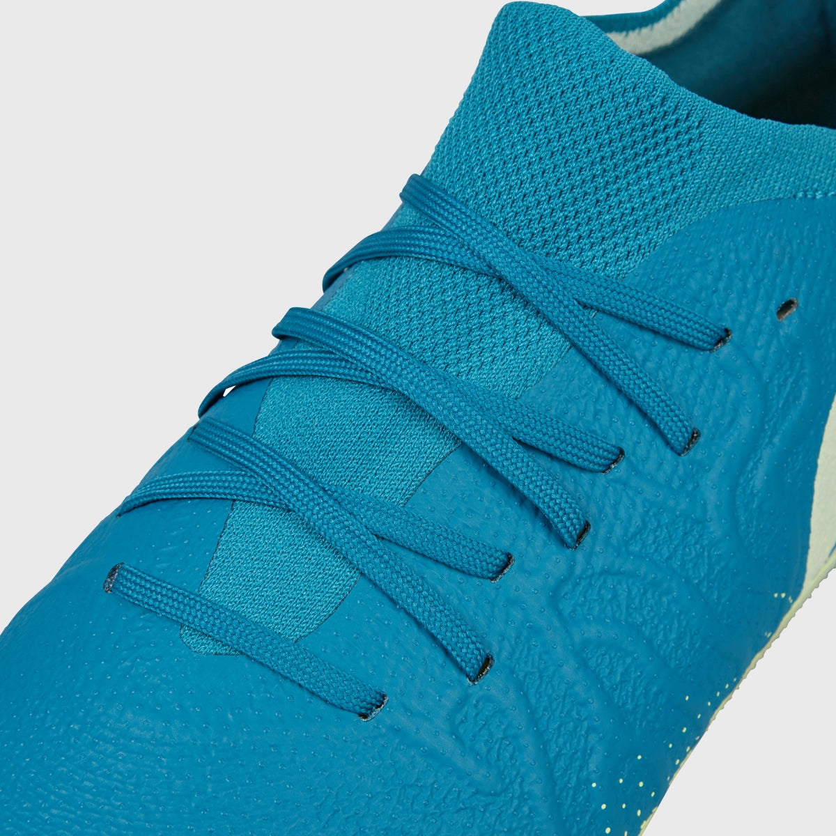Canterbury Speed Infinite Elite SG Rugby Boots for Men - High-Performance Cleats in Lagoon Blue - Perfect for Wet & Soft Ground Matches