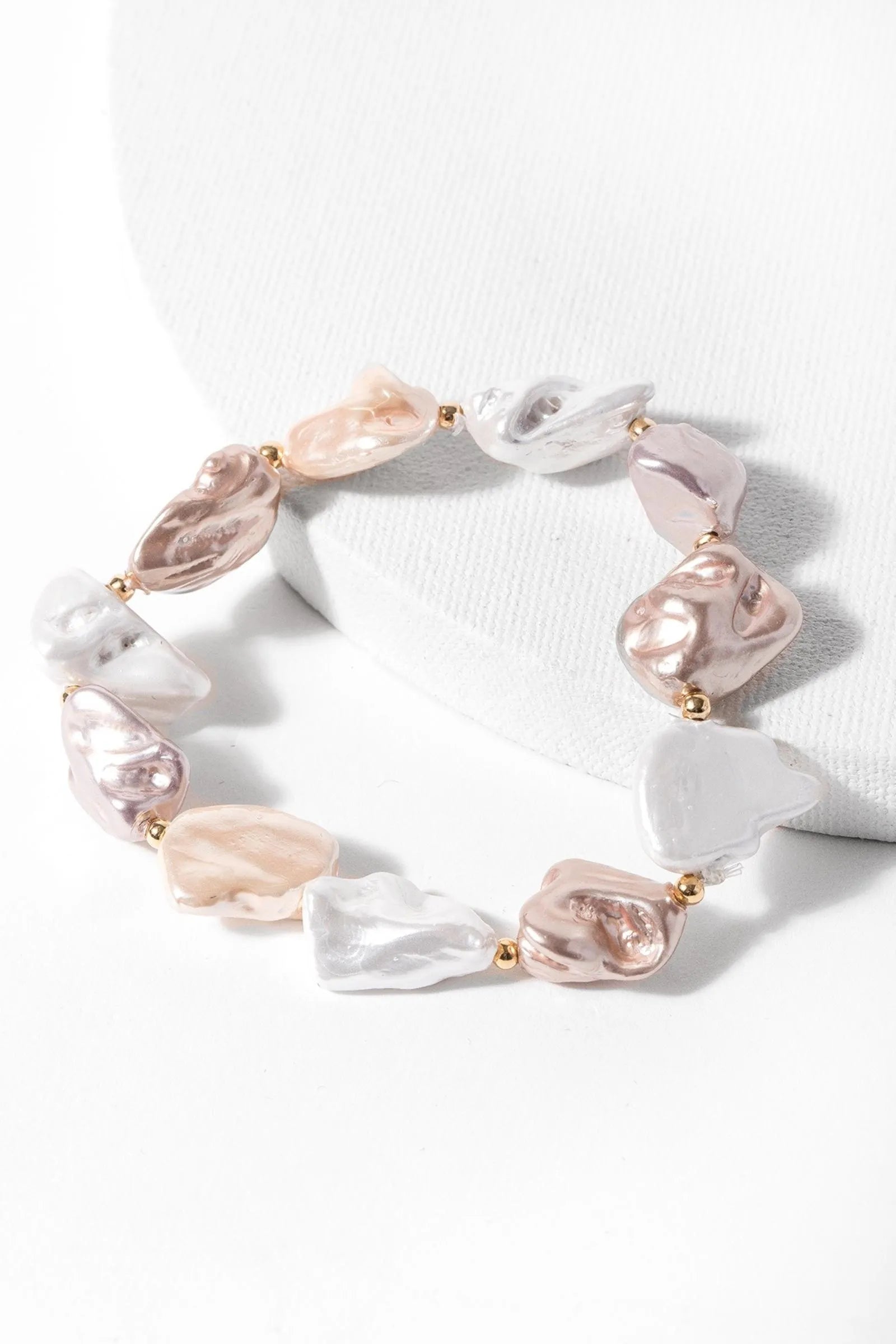 Amelia Pearl Bracelet for Women - Elegant & Dainty Pearl Jewelry Gift for Her - Perfect for Weddings, Parties & Everyday Wear