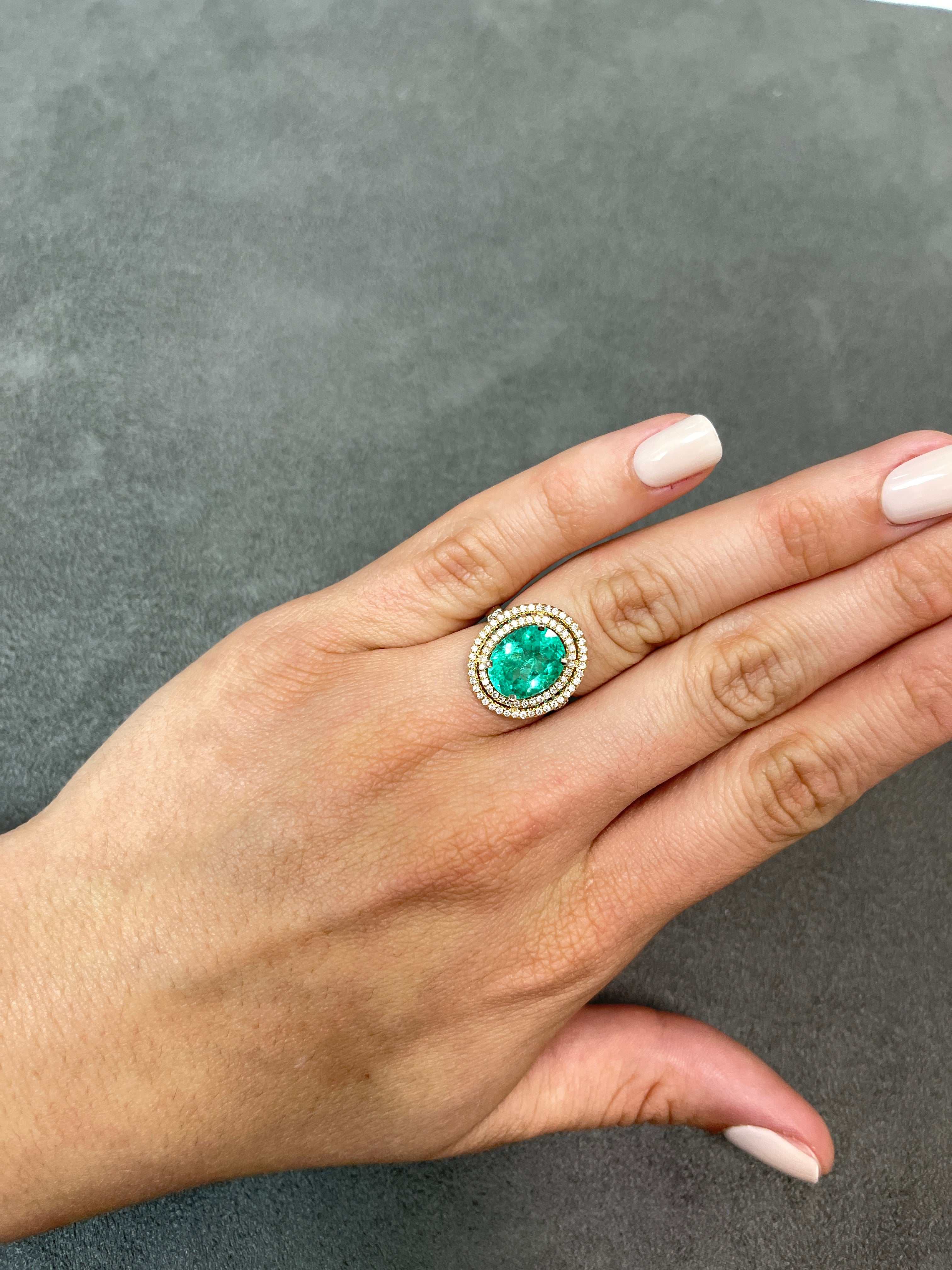 4.50tcw Natural Emerald Oval & Diamond Halo 18K Gold Statement Ring for Women | Elegant Wedding, Engagement & Anniversary Jewelry Gift