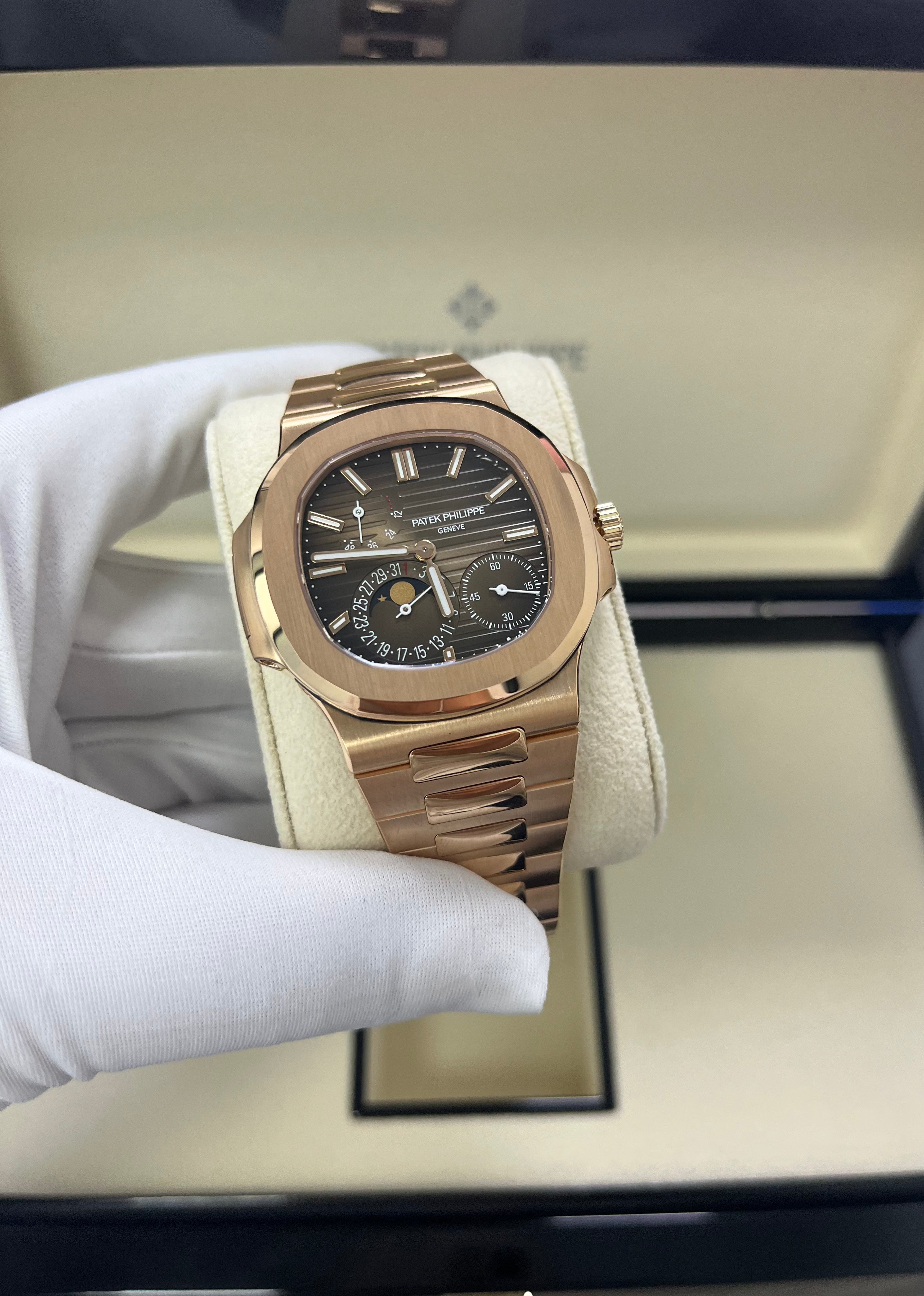 Patek Philippe Nautilus 5712/1R-001 Moon Phase Watch - 40mm Rose Gold Case with Brown Black Dial - Luxury Swiss Automatic Watch for Men - Perfect for Business, Gala Events & Collectors