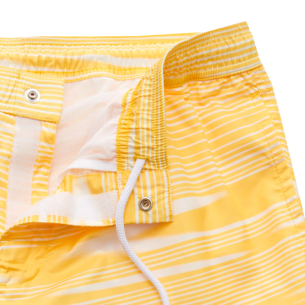 Missoni Yellow Classic Print Swim Shorts for Men - Stylish Beachwear & Poolside Comfort - Perfect for Summer Vacations, Swimming, and Relaxing by the Water