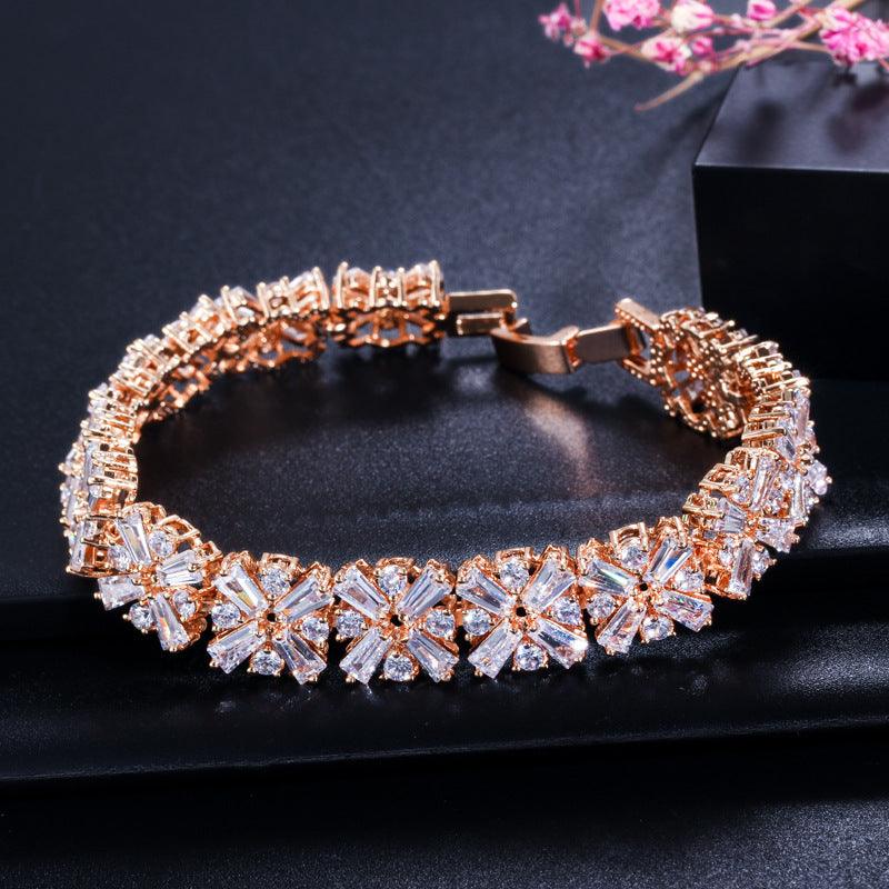 Elegant Women's Copper Zircon Bracelet - Dainty Minimalist Jewelry for Everyday Wear, Gift for Her, Wedding & Party Accessories