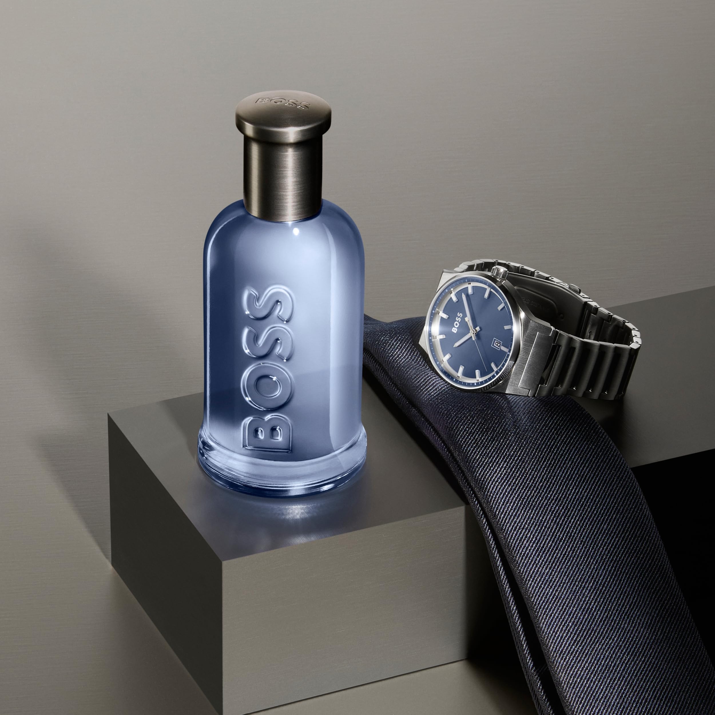 Hugo Boss Bottled Infinite Eau de Parfum for Men - Woody Cologne with Apple, Patchouli, Lavender & Sandalwood Notes - Long Lasting Fragrance - Perfect for Date Night, Office & Special Occasions