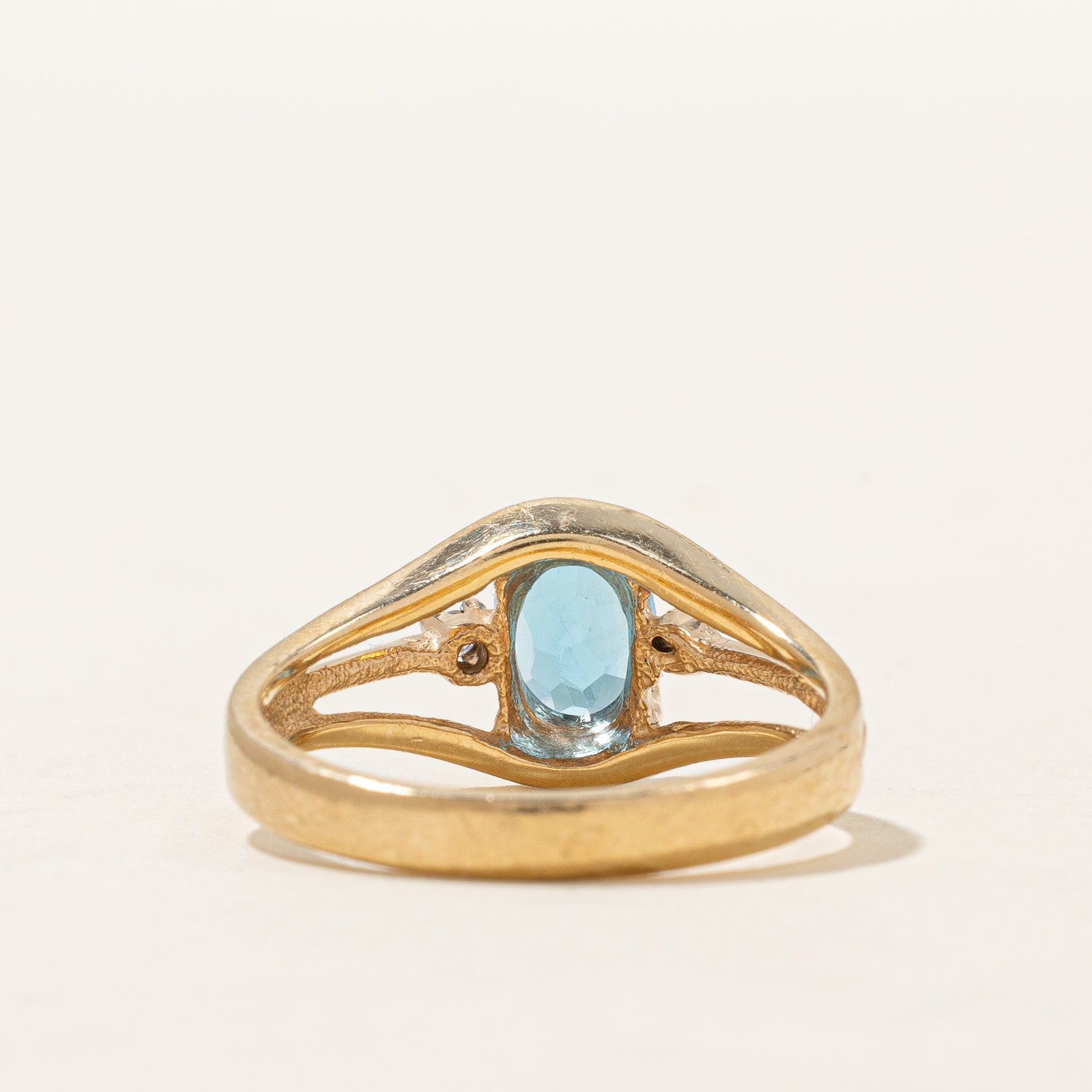 Blue Topaz and Diamond Ring - 0.95ct Natural Blue Topaz with 0.03ctw Diamond Accents - Size 6.75 - Elegant Birthstone Jewelry for Women - Perfect for Engagement, Anniversary, or Special Occasion Gifts