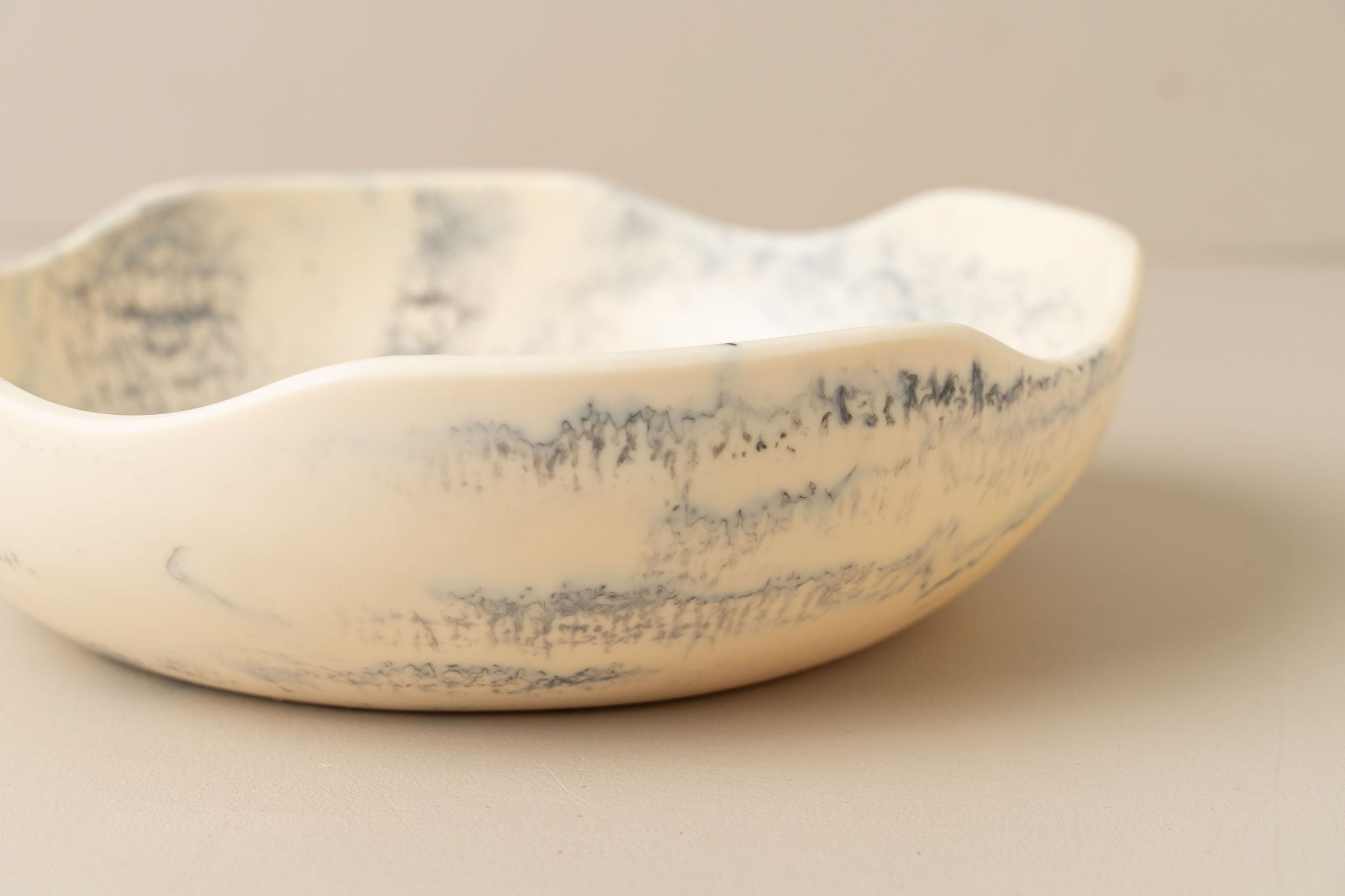 Premium Flow Resin Salad Bowl - Handcrafted Merle Design | Perfect for Serving, Entertaining & Healthy Dining - Ideal for Restaurants, Dinner Parties & Family Meals