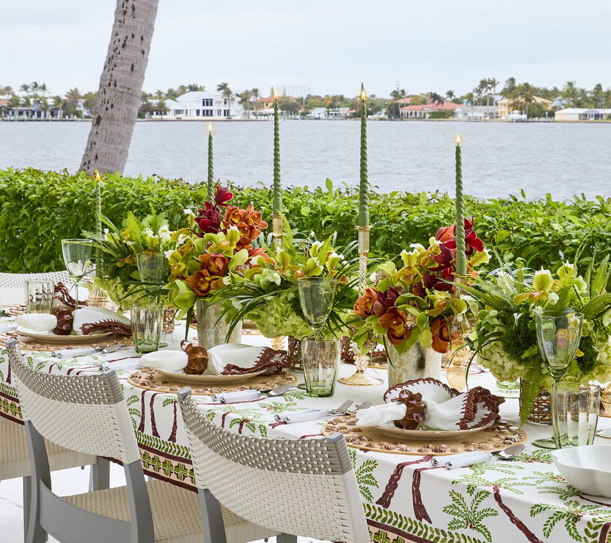 Elegant Oasis Tablecloth in Ivory, Green & Brown - Perfect for Dining Room, Wedding, and Party Decor