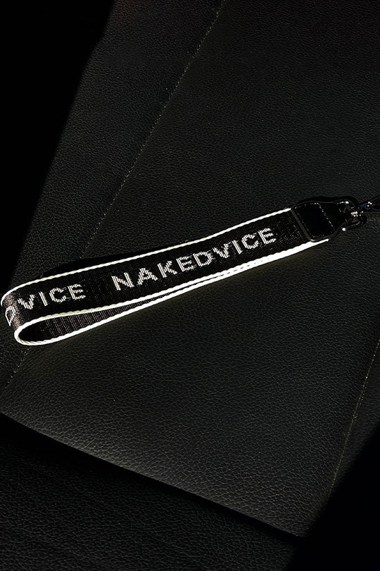 Stylish Rue Black Keychain - Durable Metal Key Ring for Home, Office & Travel - Perfect for Organizing Keys, Gift Giving & Everyday Use