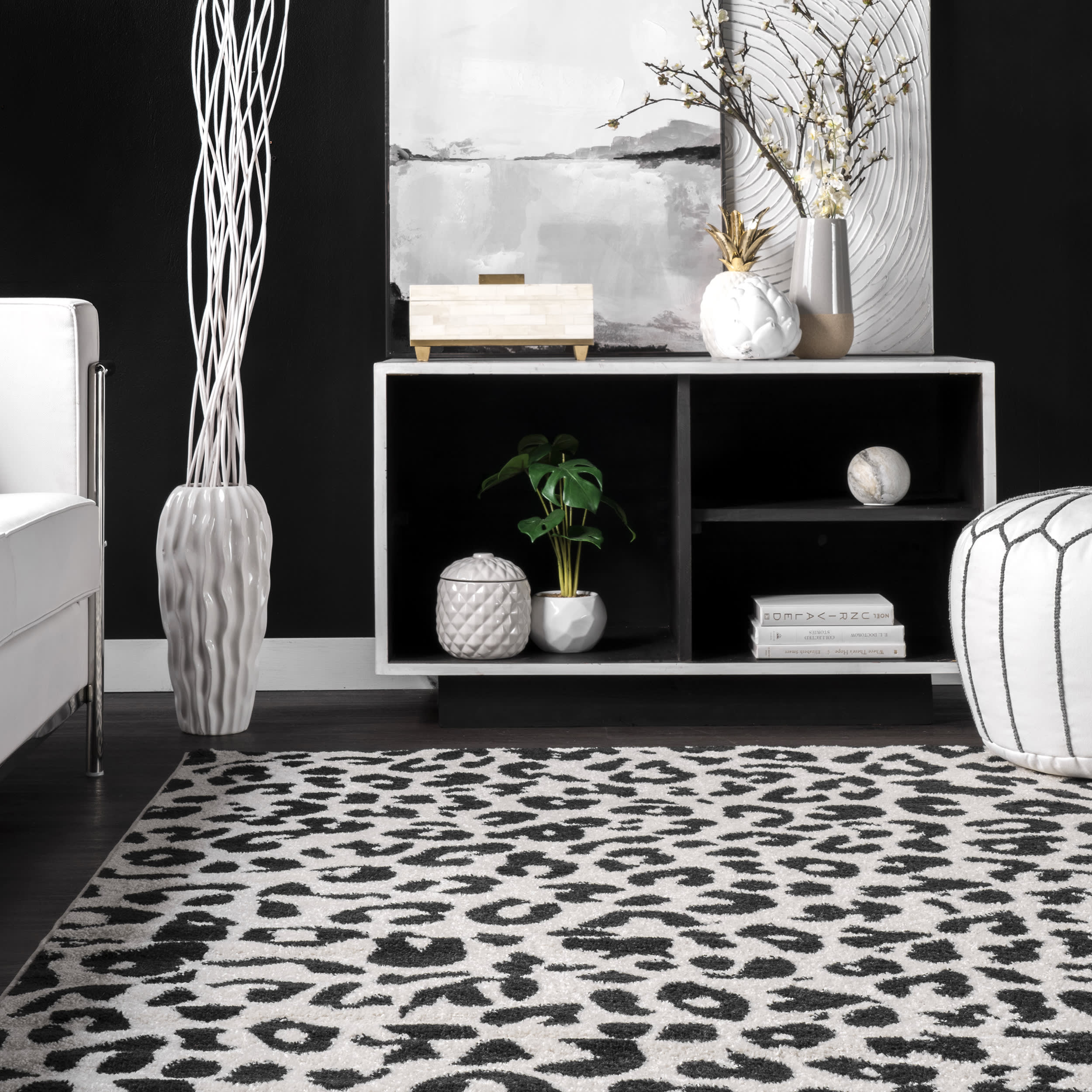 Stylish Coraline Leopard Print Area Rug in Dark Grey - Perfect for Living Room, Bedroom or Home Office Decor