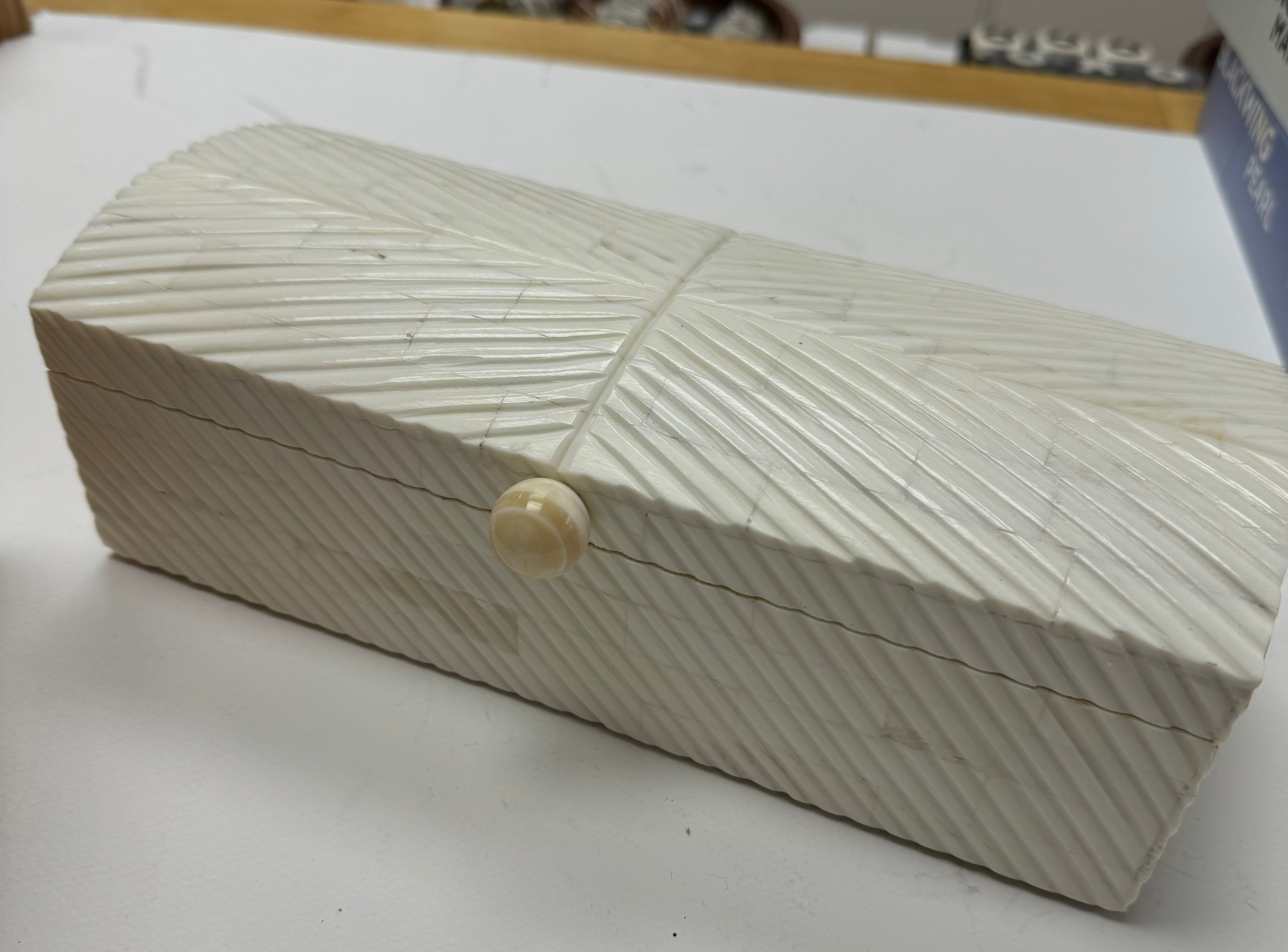 Handcrafted White Carved Bone Jewelry Box with Magnetic Closure - Elegant Storage for Rings, Necklaces & Keepsakes | Perfect Gift for Women, Home Decor & Wedding Accessories