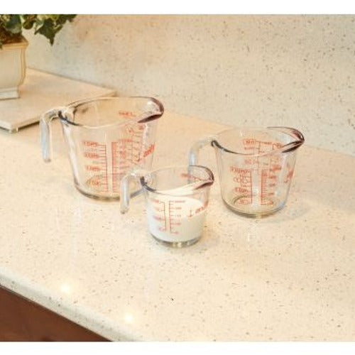 Anchor Hocking 55177AHG18 16 oz Glass Measuring Cup - Durable & Precise for Baking, Cooking & Mixing - Perfect for Kitchen, Restaurant & Home Use