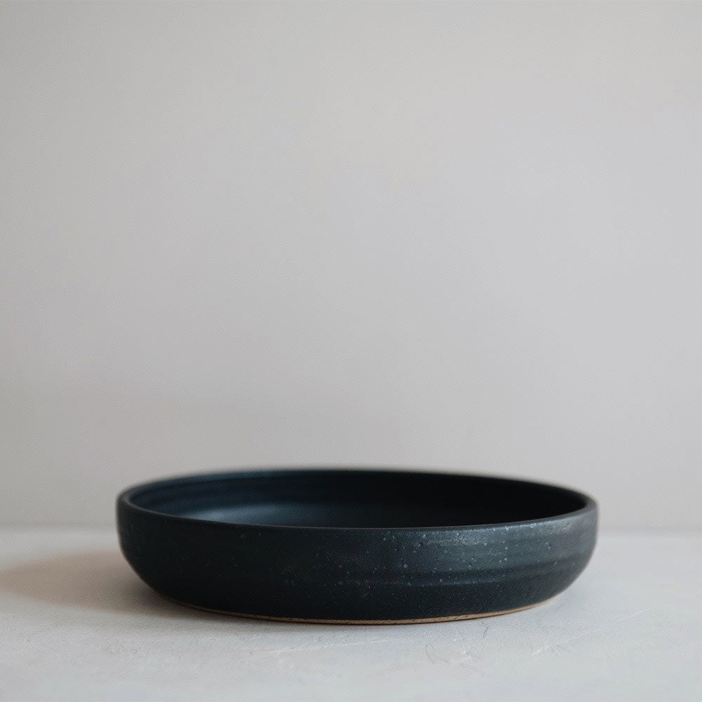 Premium Ceramic Flat Bowl - Dark Matte Finish for Serving, Snacking & Home Decor | Elegant Tableware for Salads, Nuts & Desserts