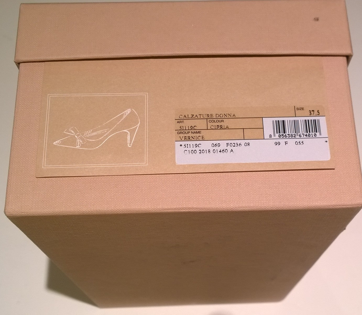 Miu Miu Cipria Bow Heels Size 50 in Pale Pink Nude Patent Leather - Elegant Women's Dress Shoes for Weddings, Parties & Special Occasions
