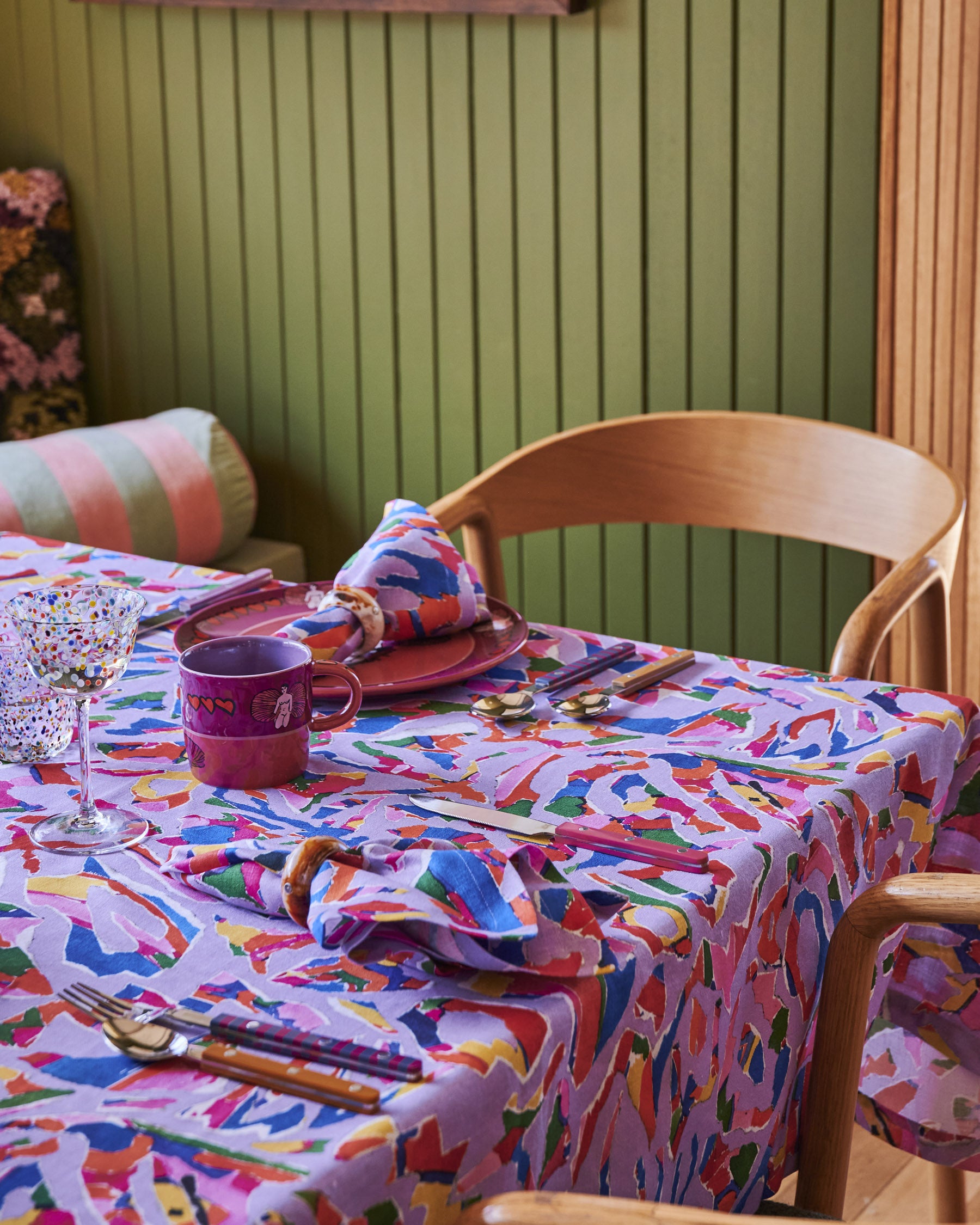 Kip&Co x Jenny Kee Opal Oz Pax Lilac Linen 4-Piece Napkin Set - Elegant Table Setting for Dinner Parties & Special Occasions