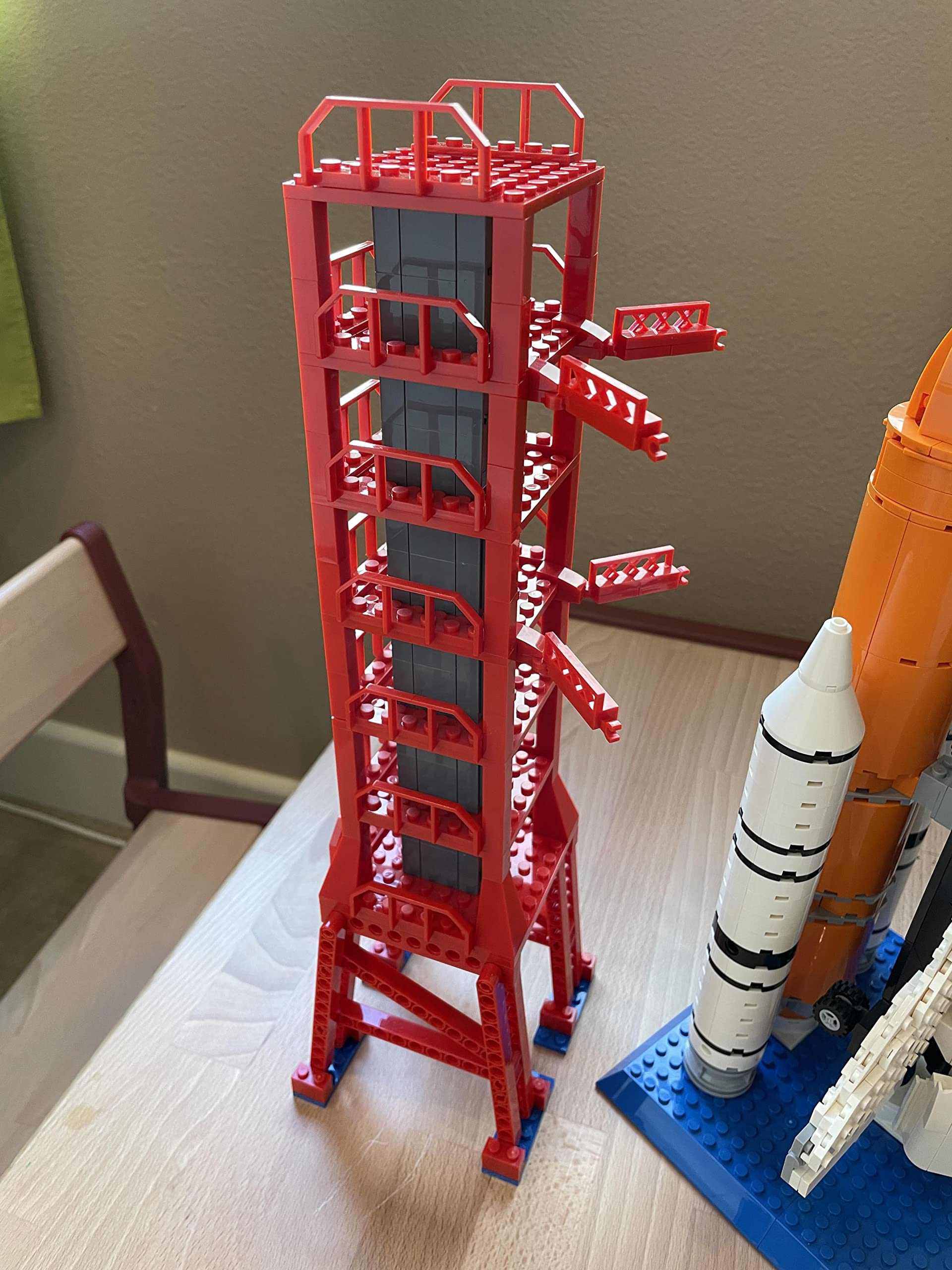 Space Shuttle & Rocket Building Blocks - 830pcs for STEM Play & Learning