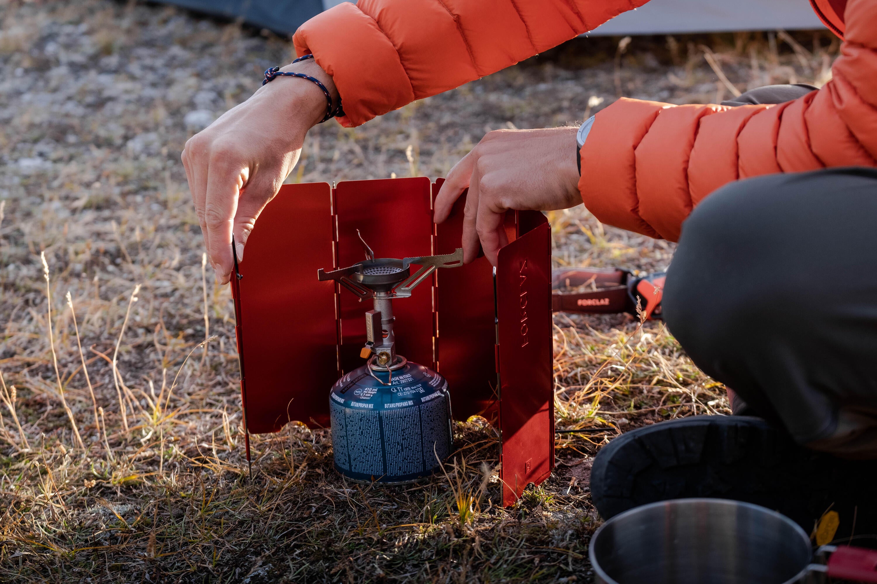 Forclaz MT500 Ultralight Compact Backpacking Stove with Piezo Ignition - Perfect for Hiking, Camping & Outdoor Adventures